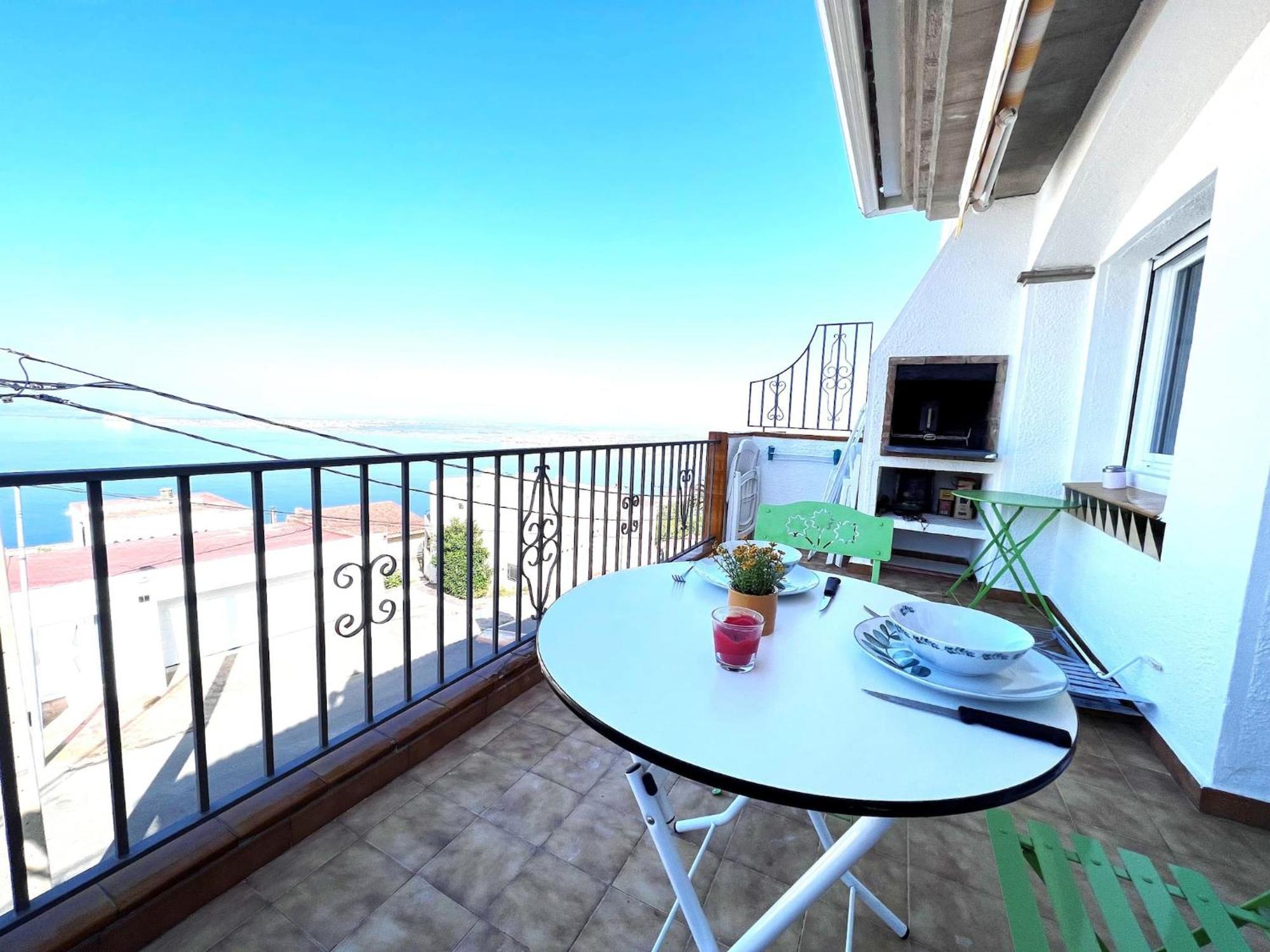 Bonito Con Vistas Al Mar Y Piscina Apartamento *