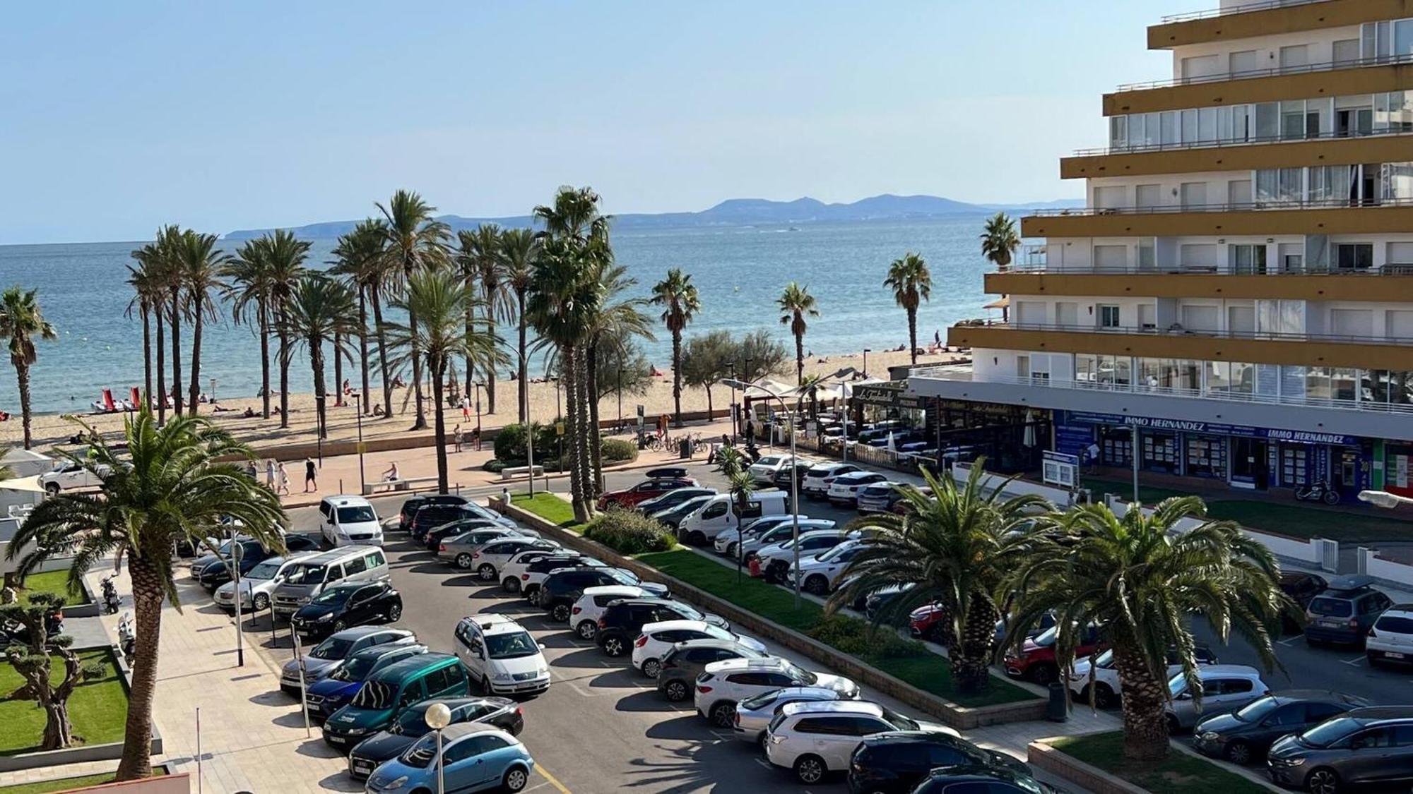 Piso Vista Mar Y Parking En Apartamento Rosas