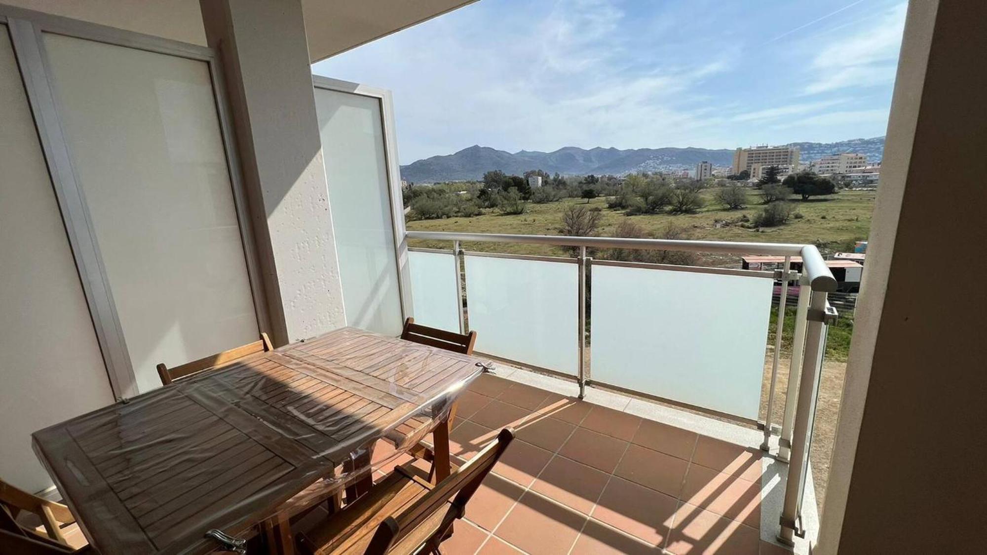 Acogedor Con Piscina En Santa Margarita Apartamento