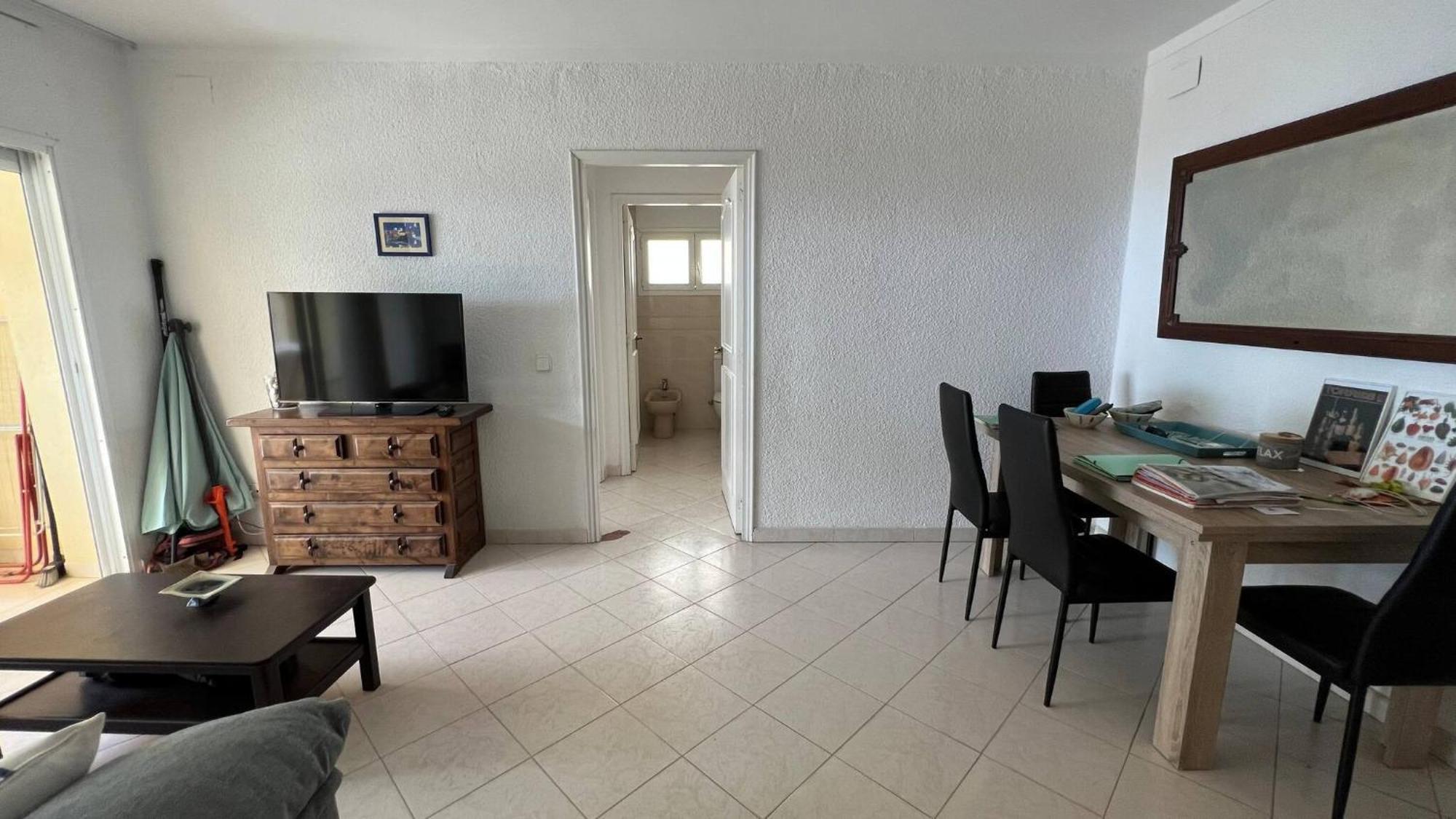 Apartment En Primera Linea Con Acceso Directo A La Playa En La Almadrava Roses