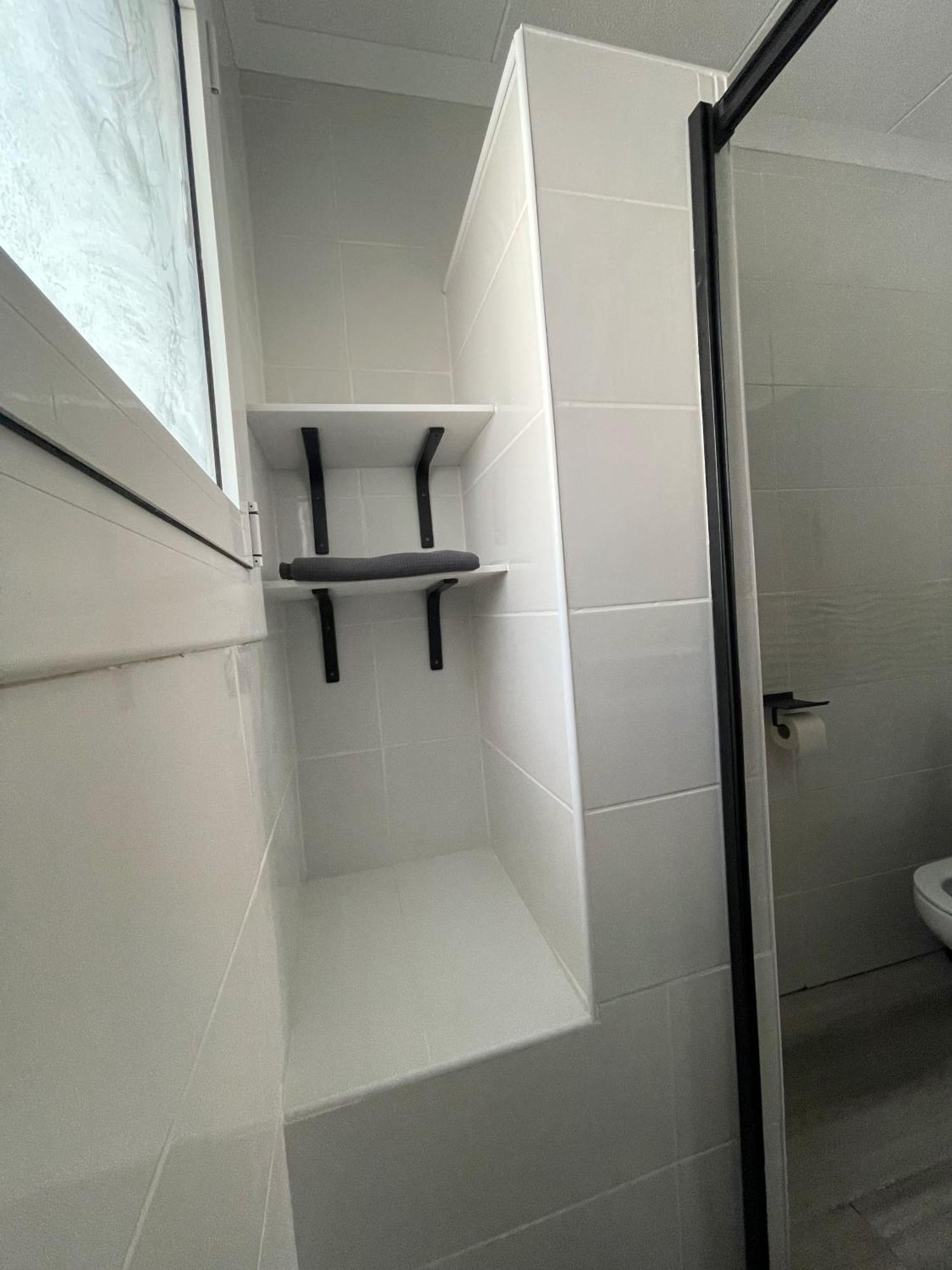 Charmante Avec Piscine Dans Les Canaux *