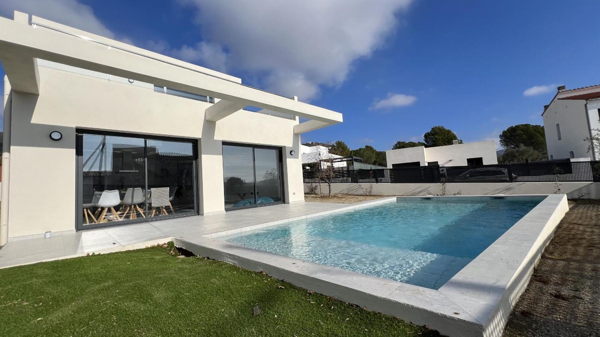 Casa Moderna Roses Con Piscina Y Jardin Mas Bosca, Roses Holiday home