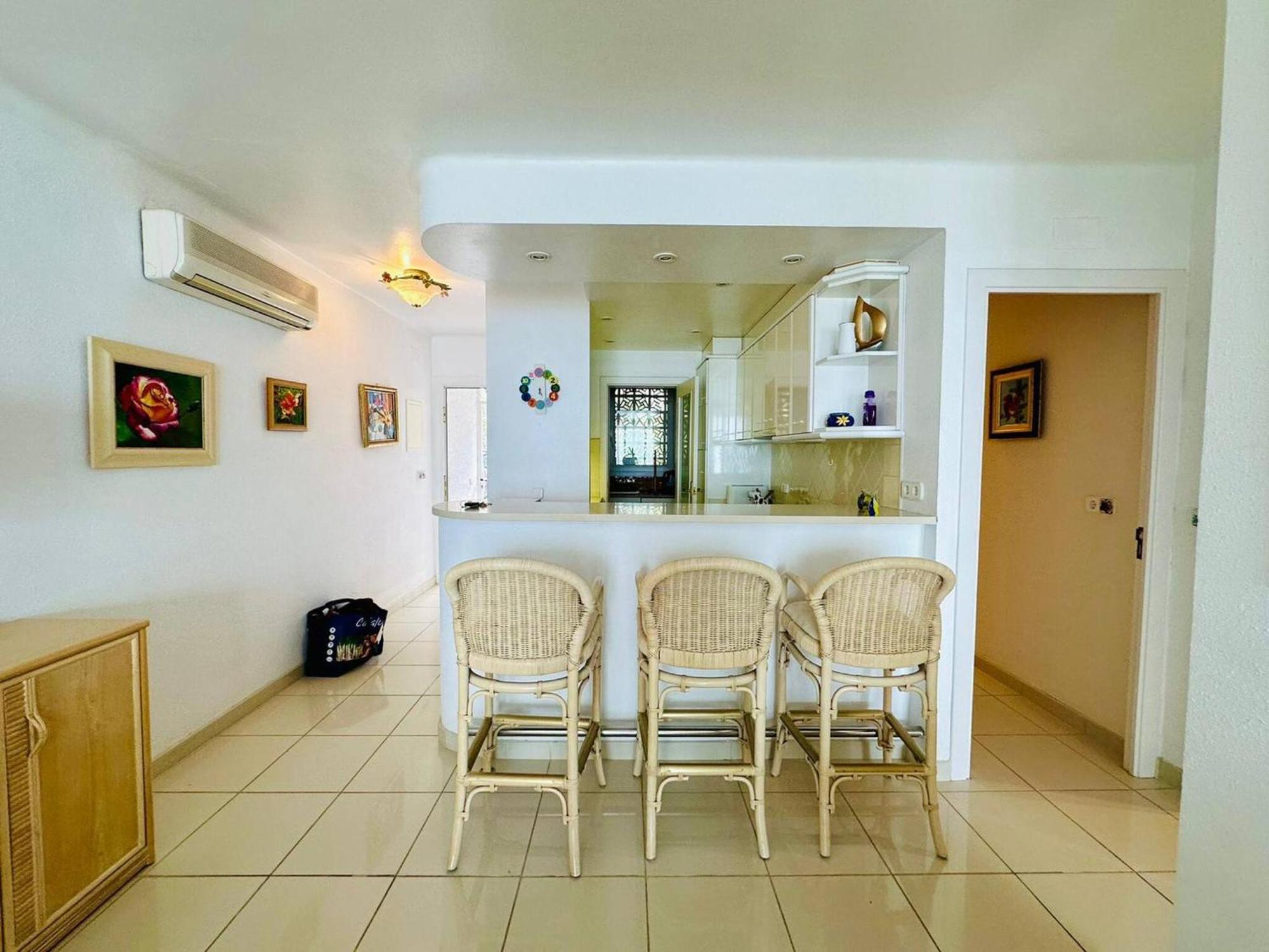Vistas Puerto Apartment Roses