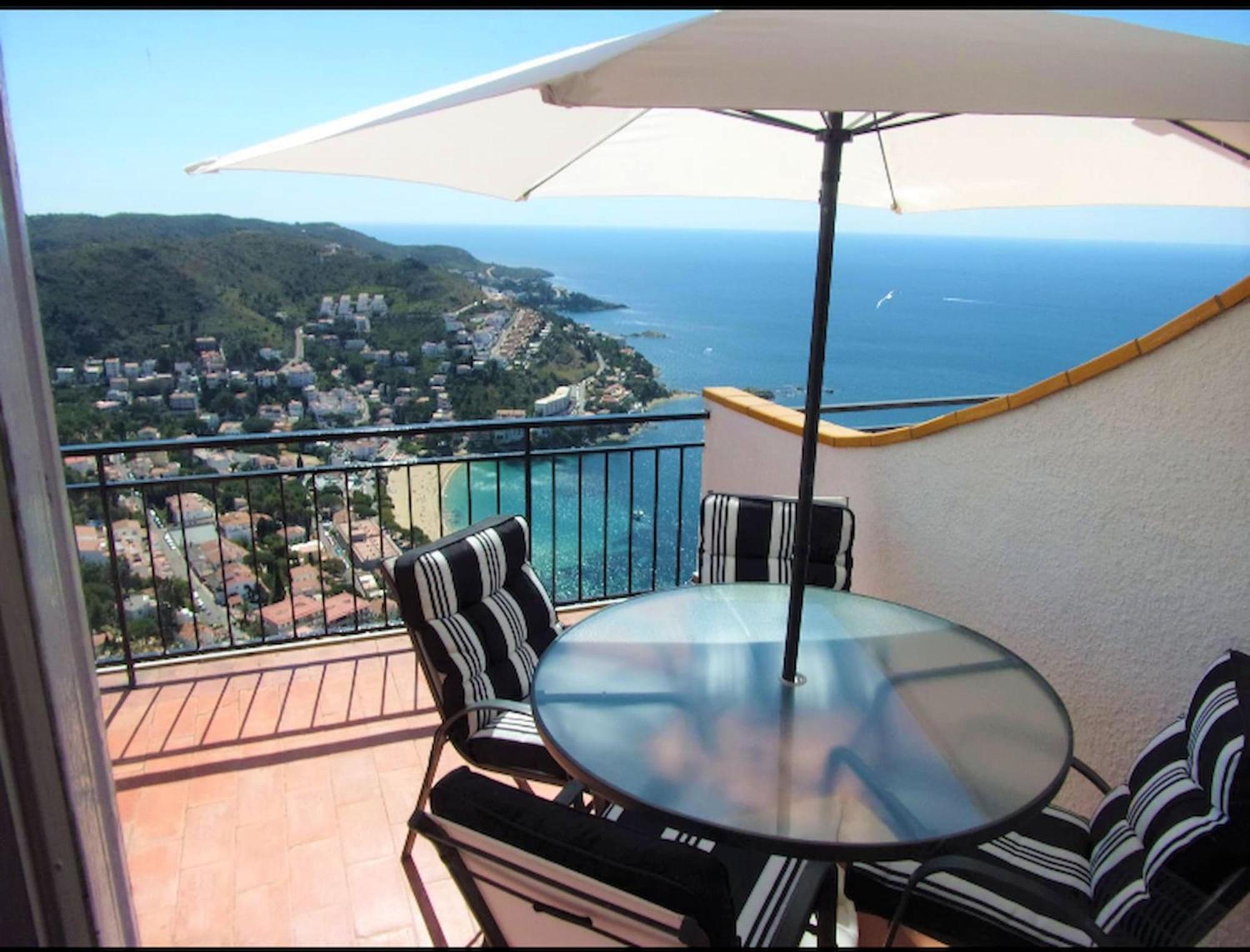 Estudio Con Magnificas Vistas