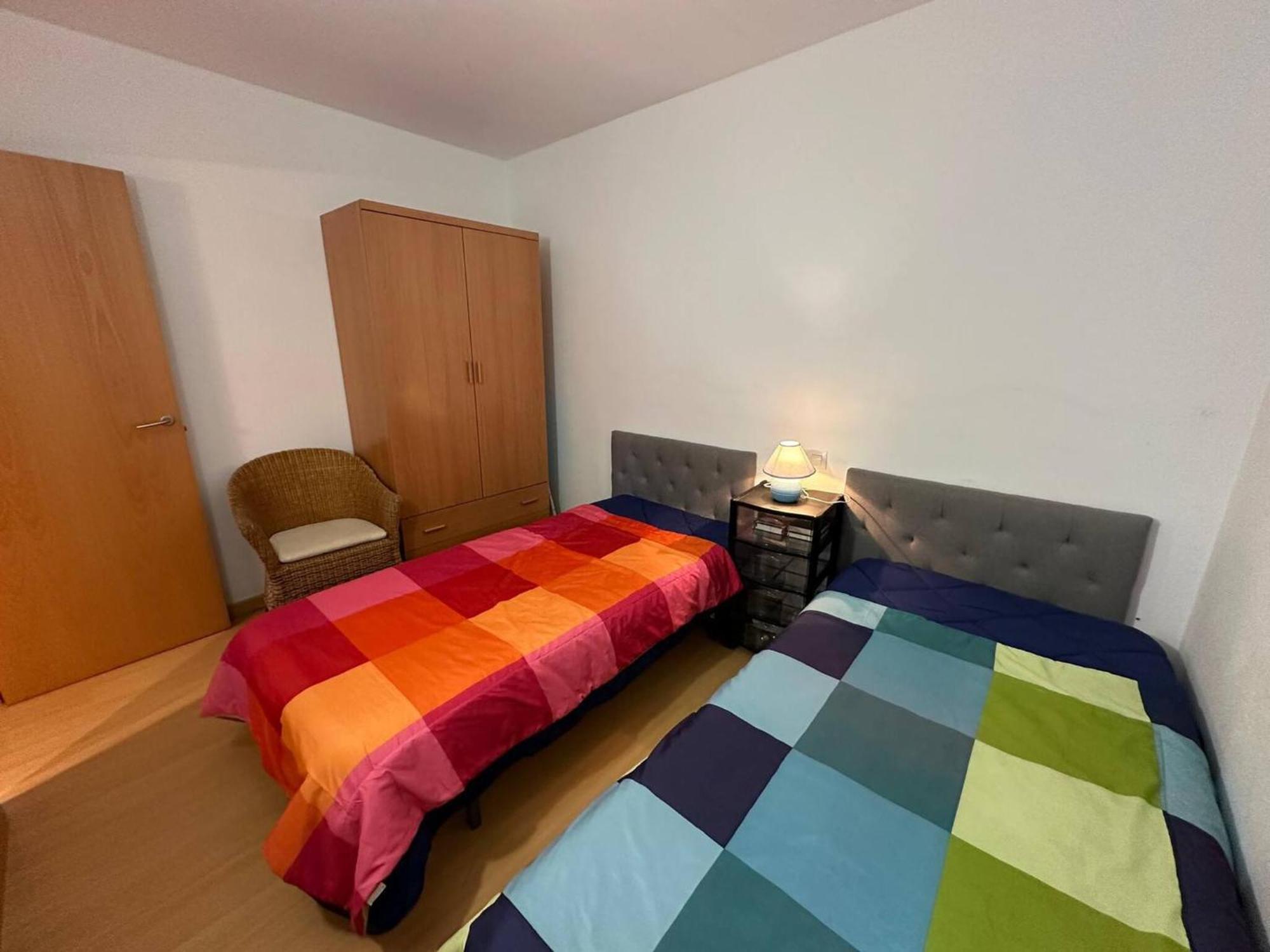 Apartamento Con Vistas A La Psicina Comunitaria *