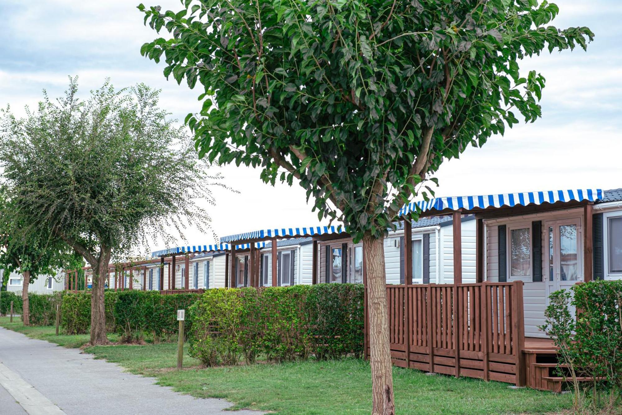 Campsite Albatross Mobile Homes On Playa Brava Pals