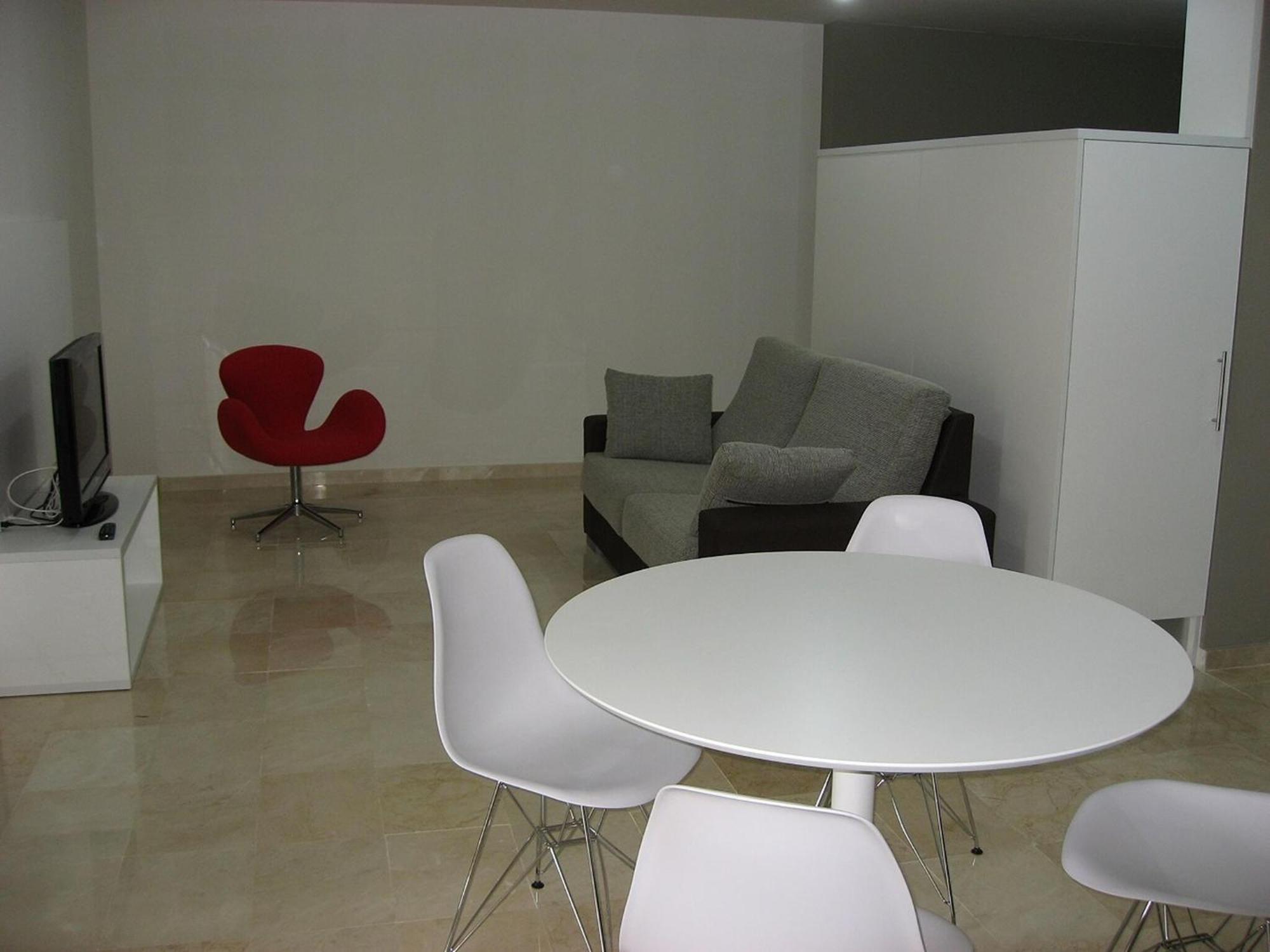 Apartamento Facing The Pool