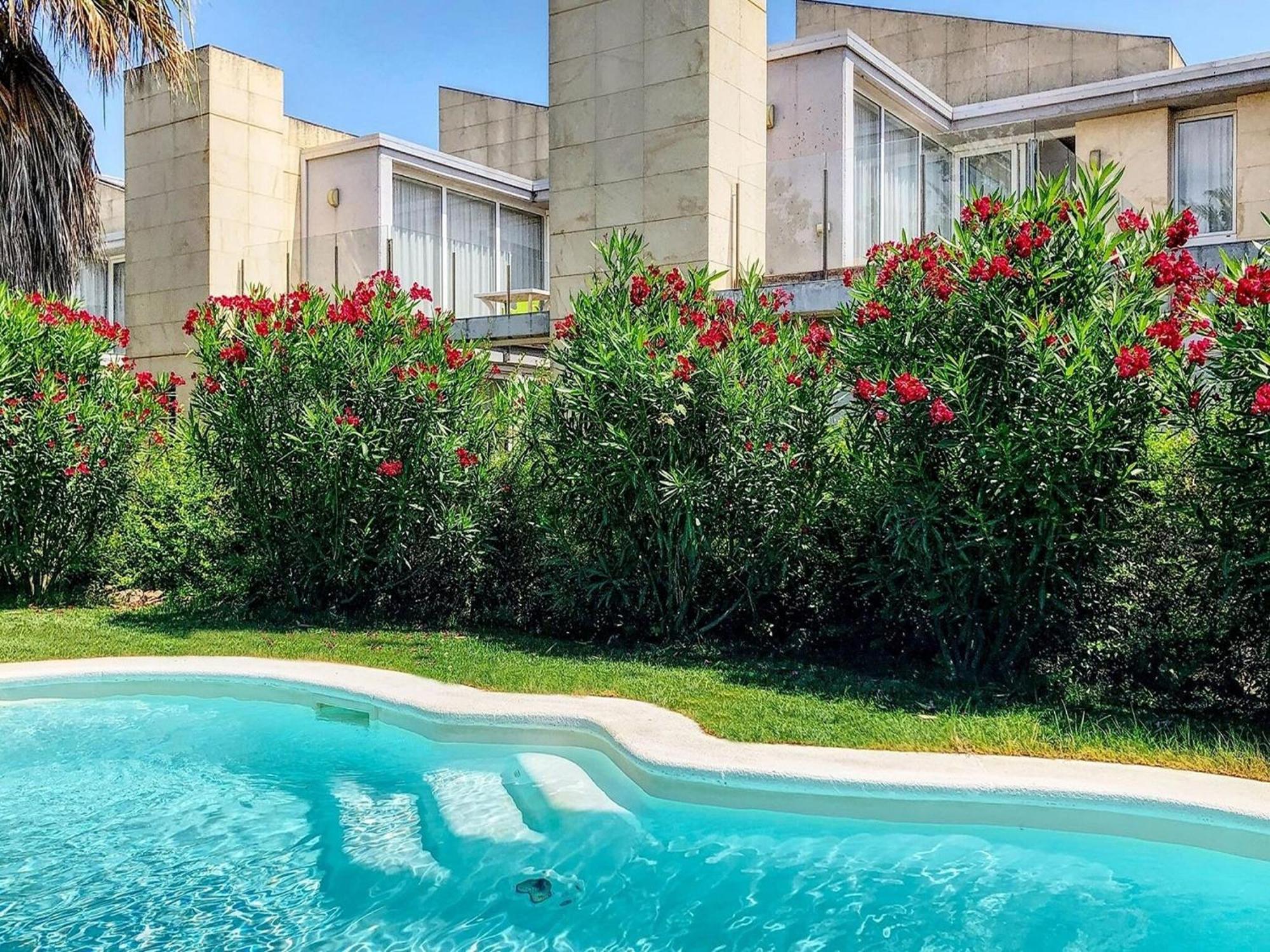 Apartamento Facing The Pool