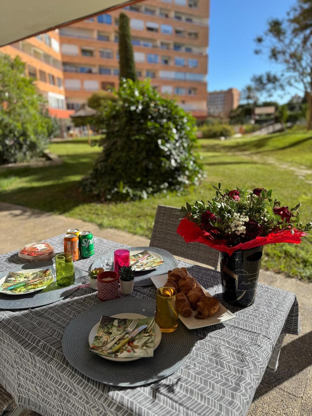 Vacaciones En Isla De Apartamento Rosas