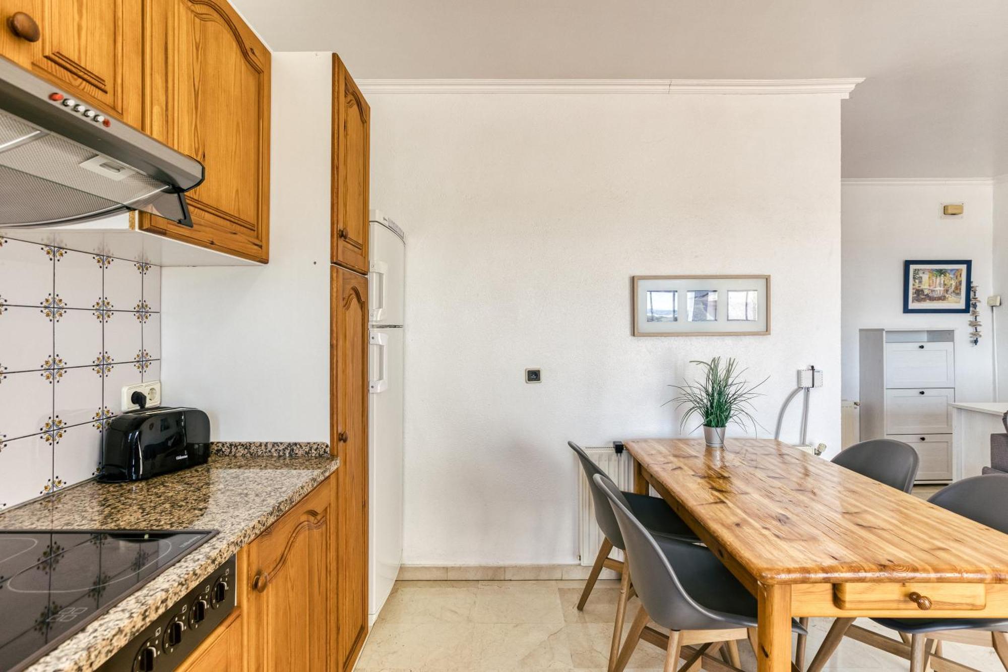 Apartment Art- Revilla Tacke C