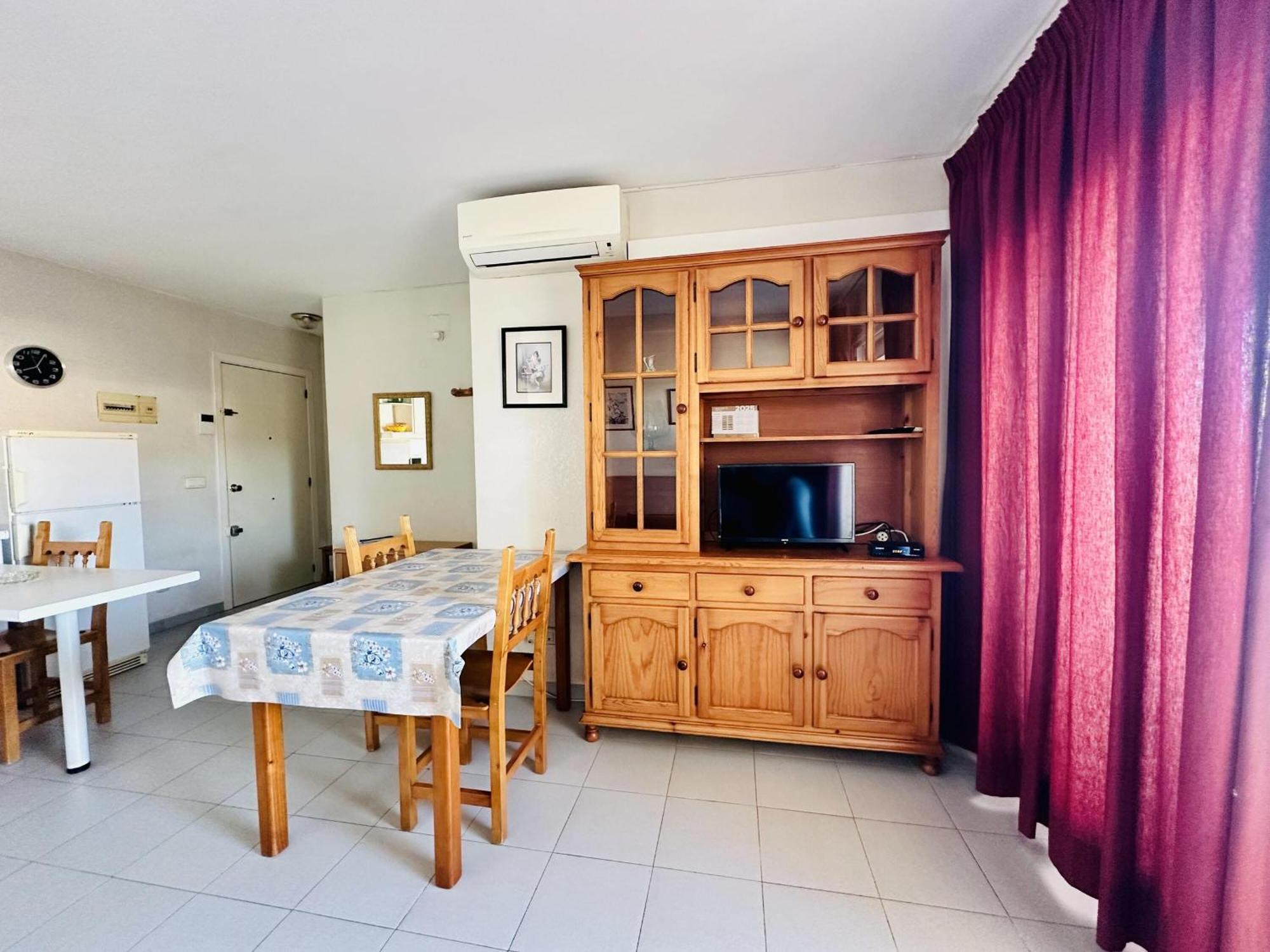 2059 Rocmar 7 4-c, Excelente Situacion Frente Al Puerto Pesquero Y Con Vista A La Bahia. Gran Terraza. - Es-258-5 Apartamento *