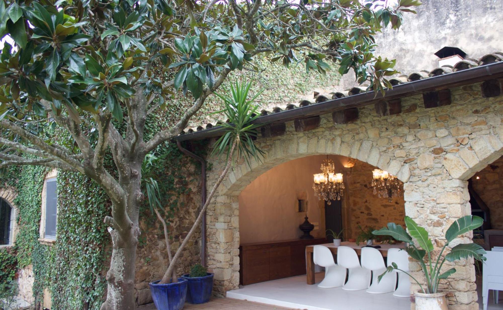 Casa Rufina, Exclusive & Charming Stone House In Costa Brava Pals