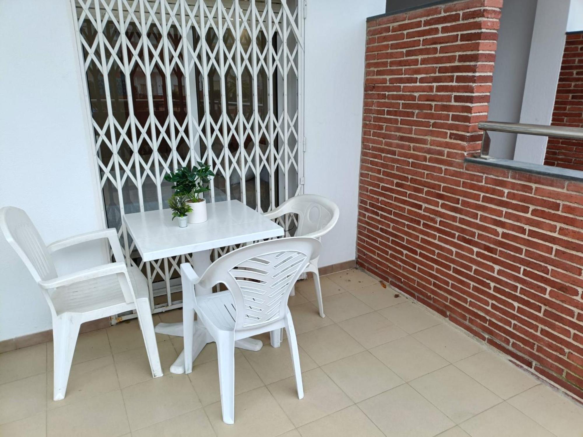 Apcostas Els Pins Lotus Apartamento