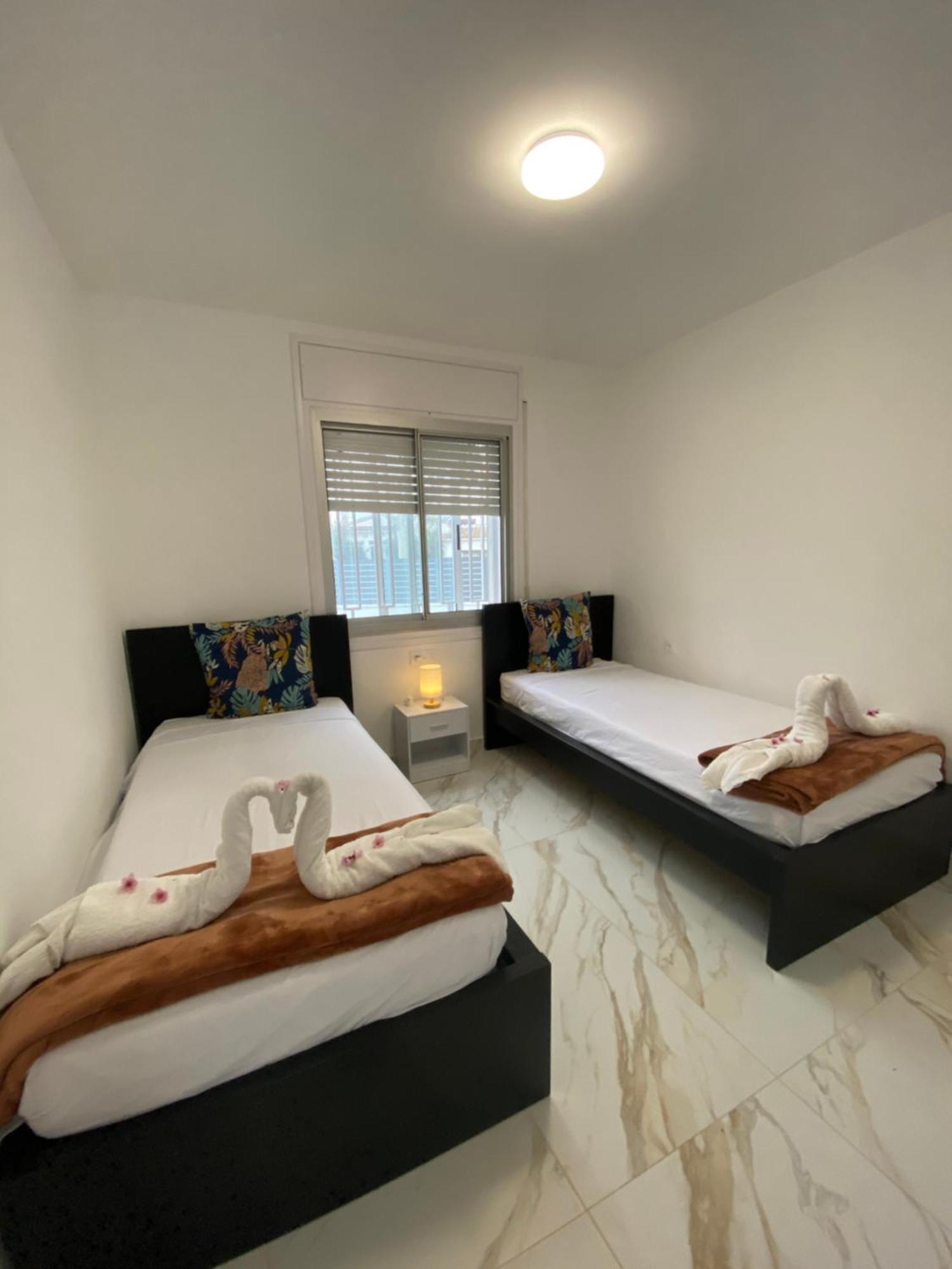 Requesens Playa Apartment *