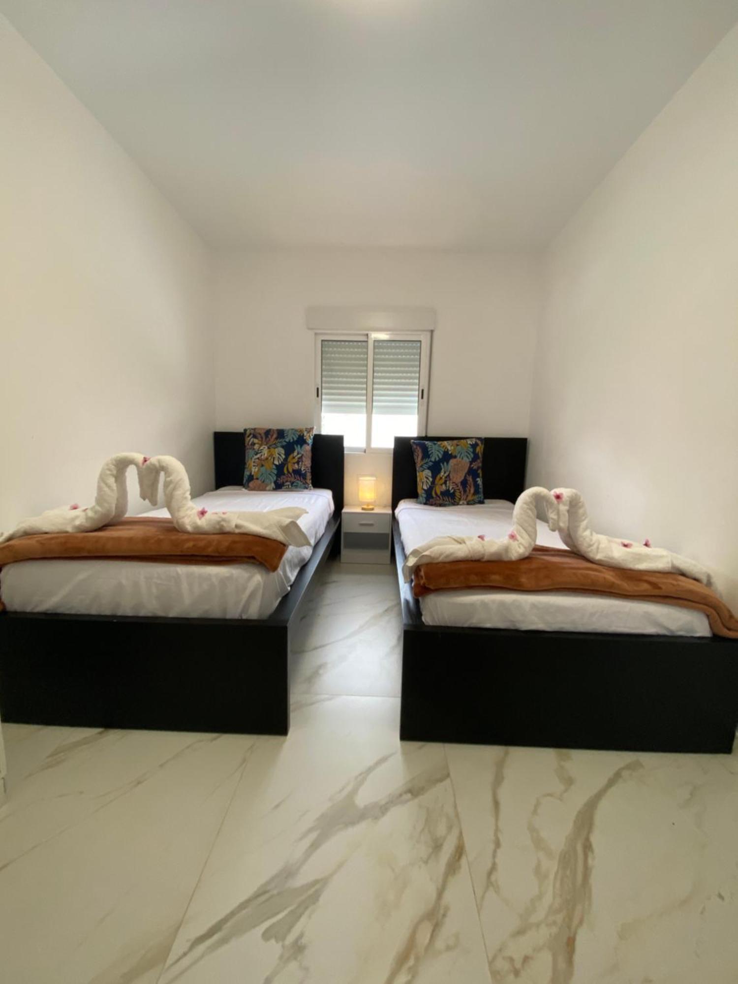 Requesens Playa Apartment *