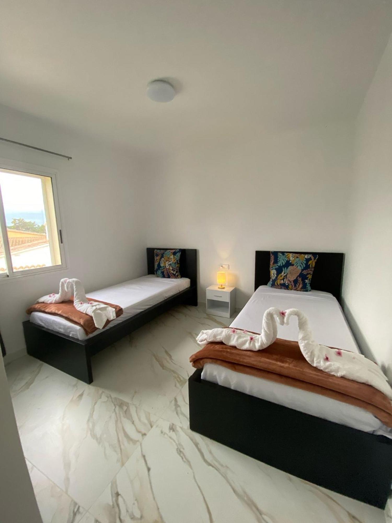 Requesens Playa Apartment Empuriabrava