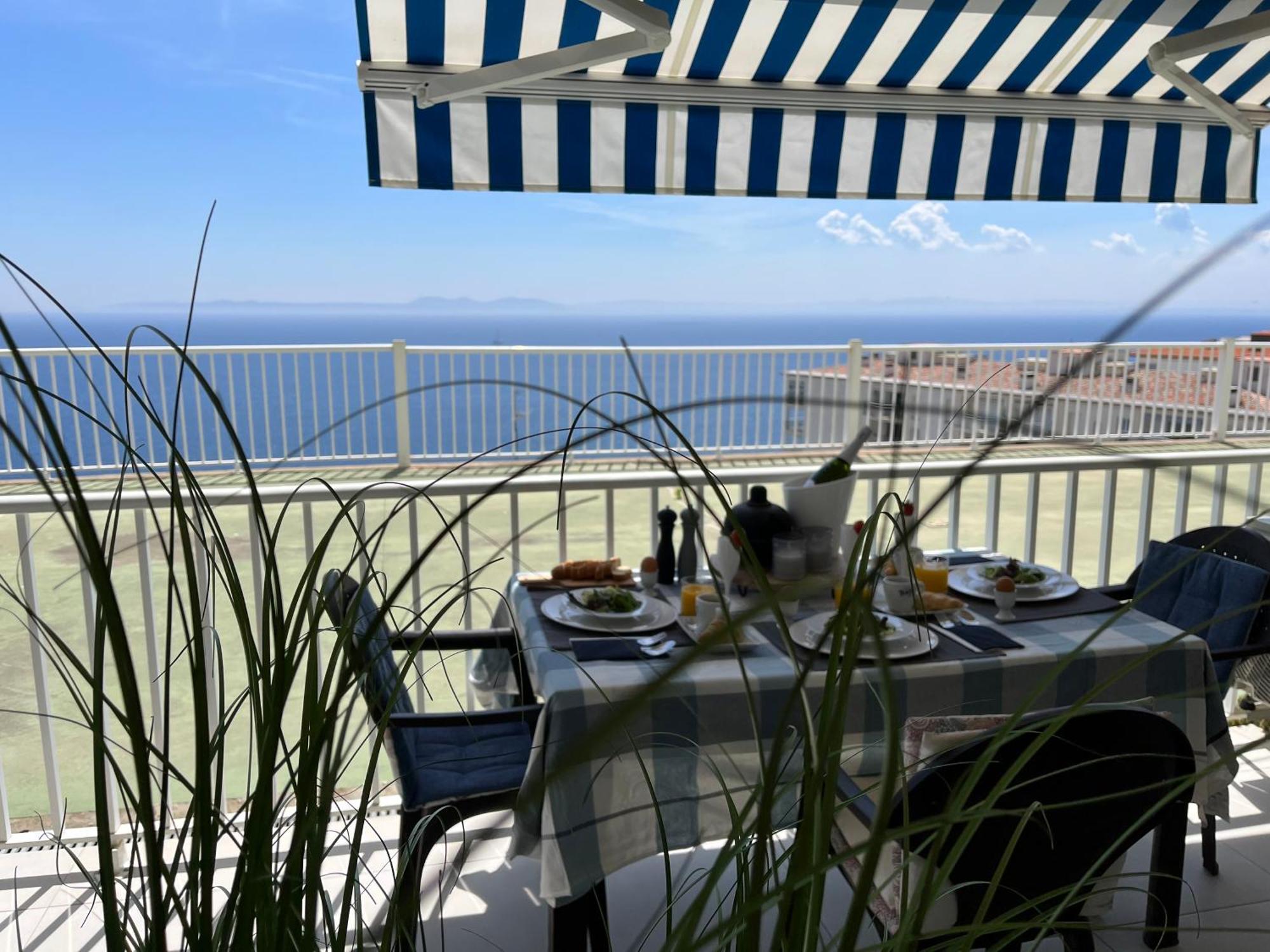 Belleza Del Mar Apartment *