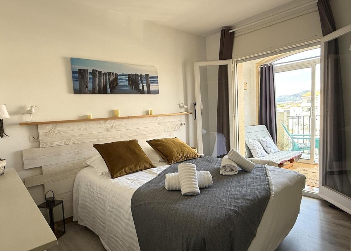 Manilla Akoya Consejeria, Vue Port Emporda Apartamento