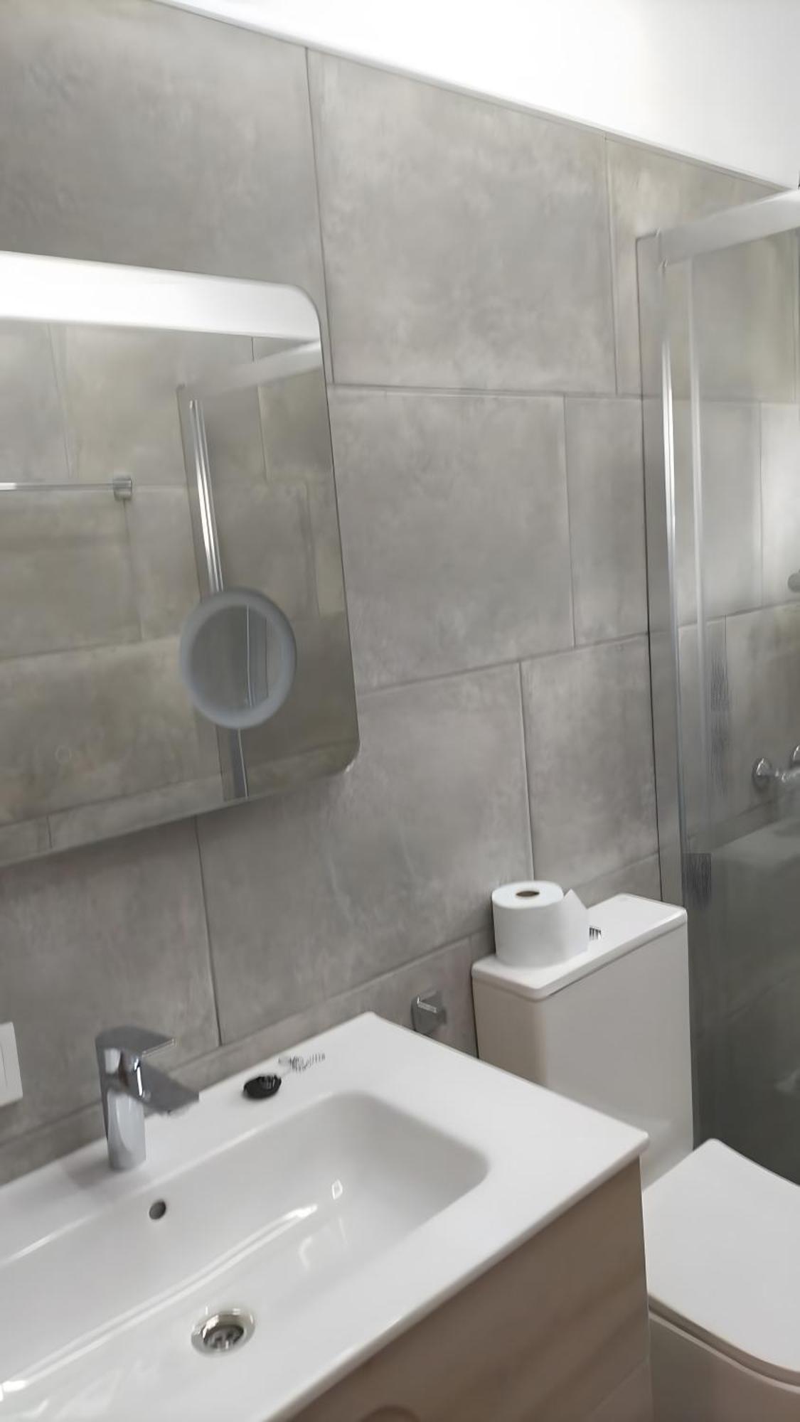 ático Con Vistas Al Mar En Apartamento Rosas