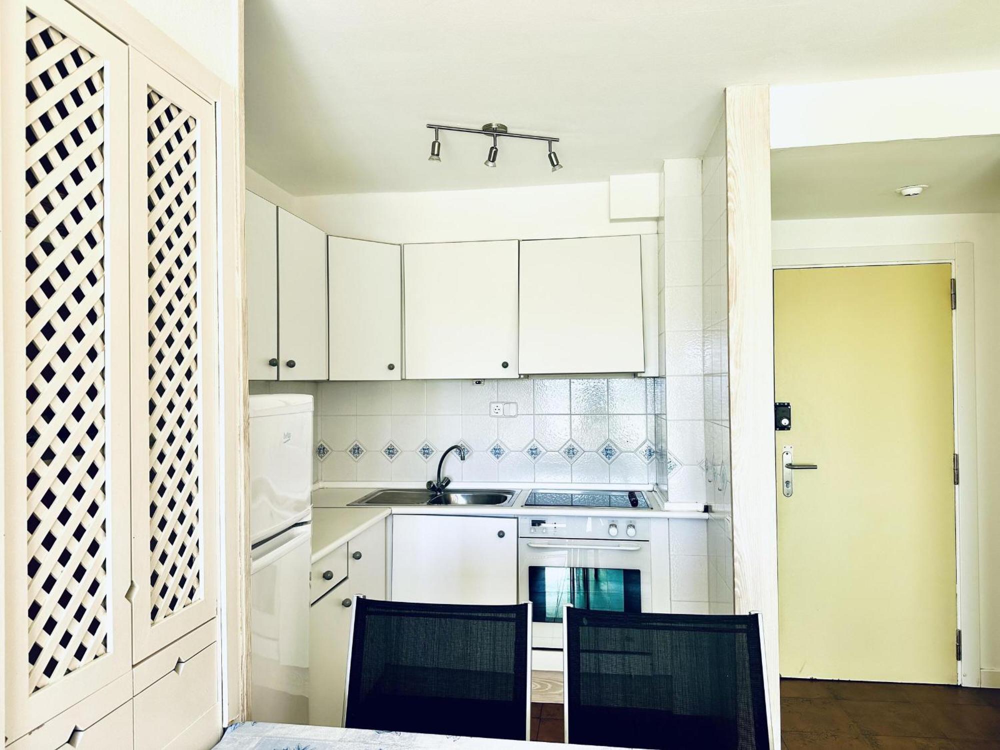Apartamento 2176 - Royal Marine I Llevant 3-13, Cerca De Un Parque Natural Practicar Senderismo, Btt O Windsurf. Gran Zona Ajardinada. - Es-258-105 Rosas