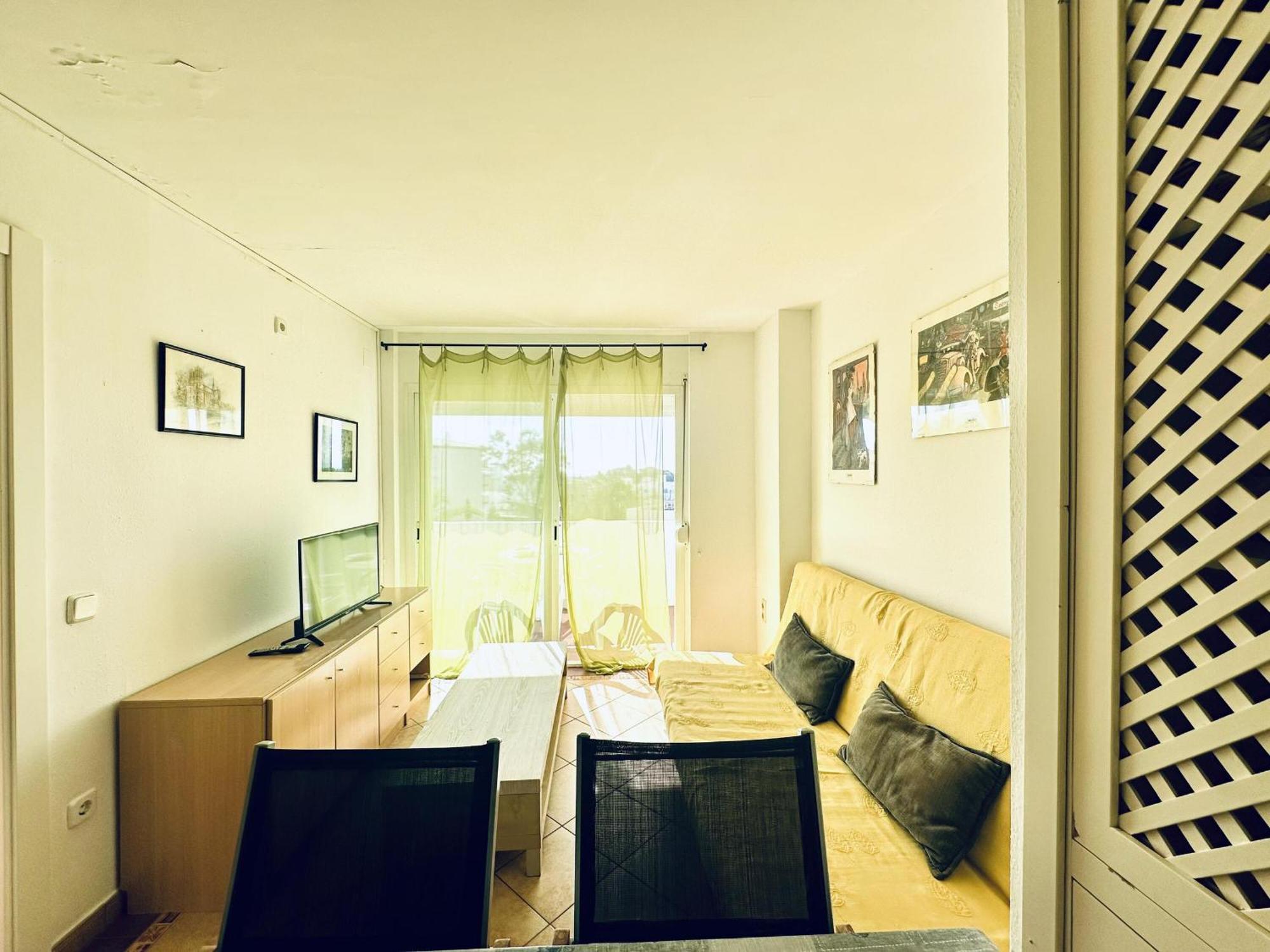 2176 - Royal Marine I Llevant 3-13, Cerca De Un Parque Natural Practicar Senderismo, Btt O Windsurf. Gran Zona Ajardinada. - Es-258-105 Apartamento Rosas