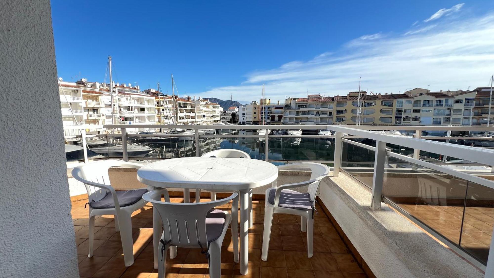 B Frente Al Canal Con Terraza Apartamento