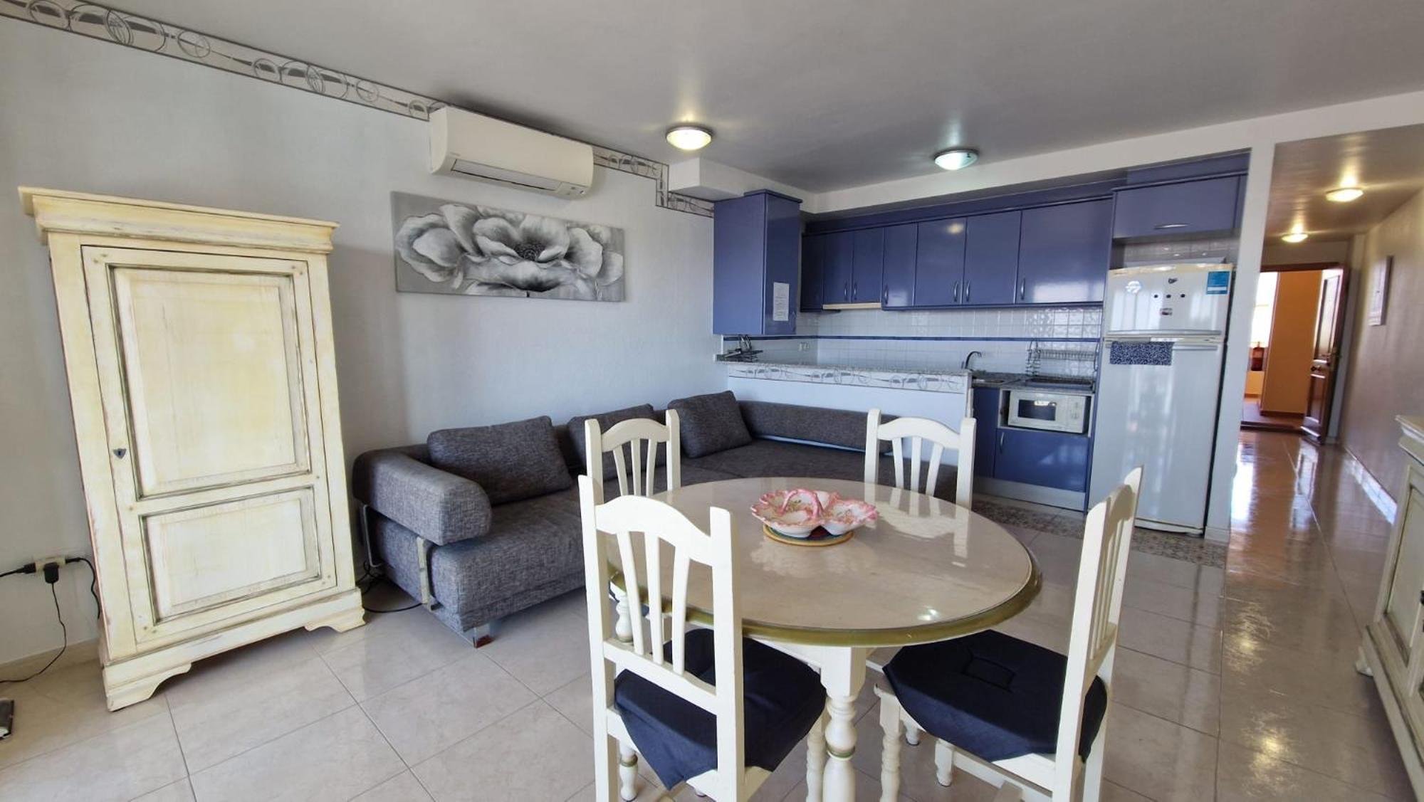 Cap Mestral Con Piscina Y Aire Acondicionando Apartamento Rosas