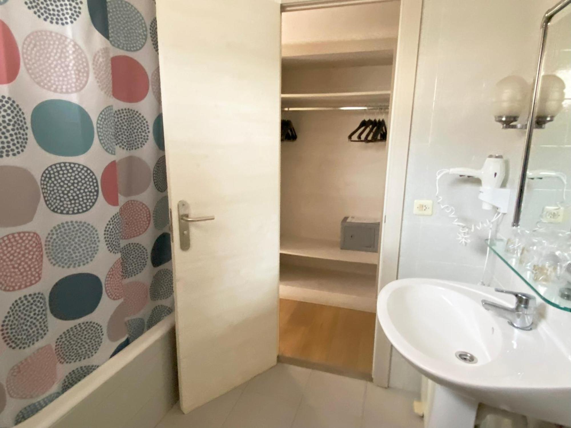 Medium Montecarlo Palafrugell