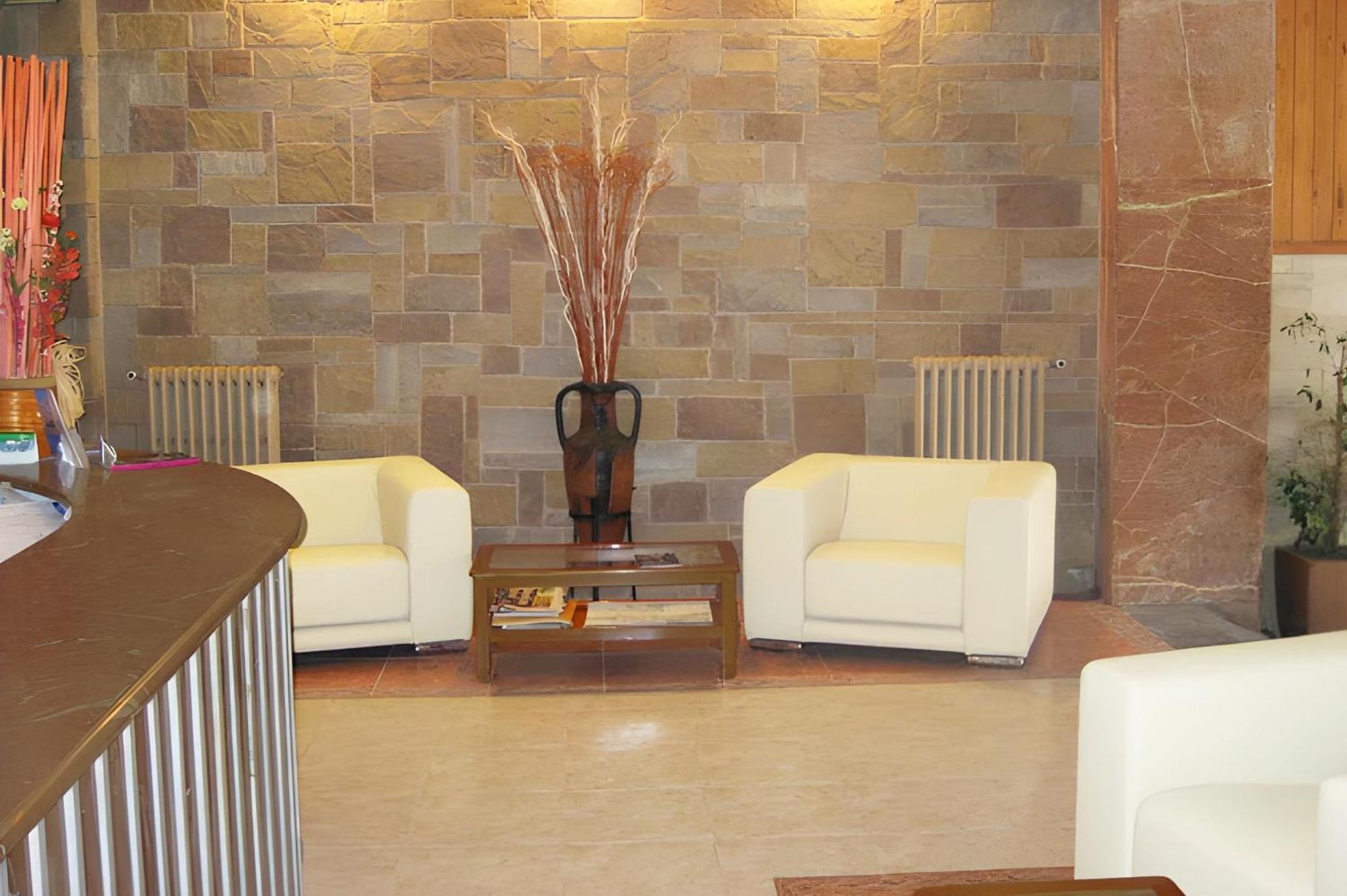 Medium Montecarlo Hotel Palafrugell