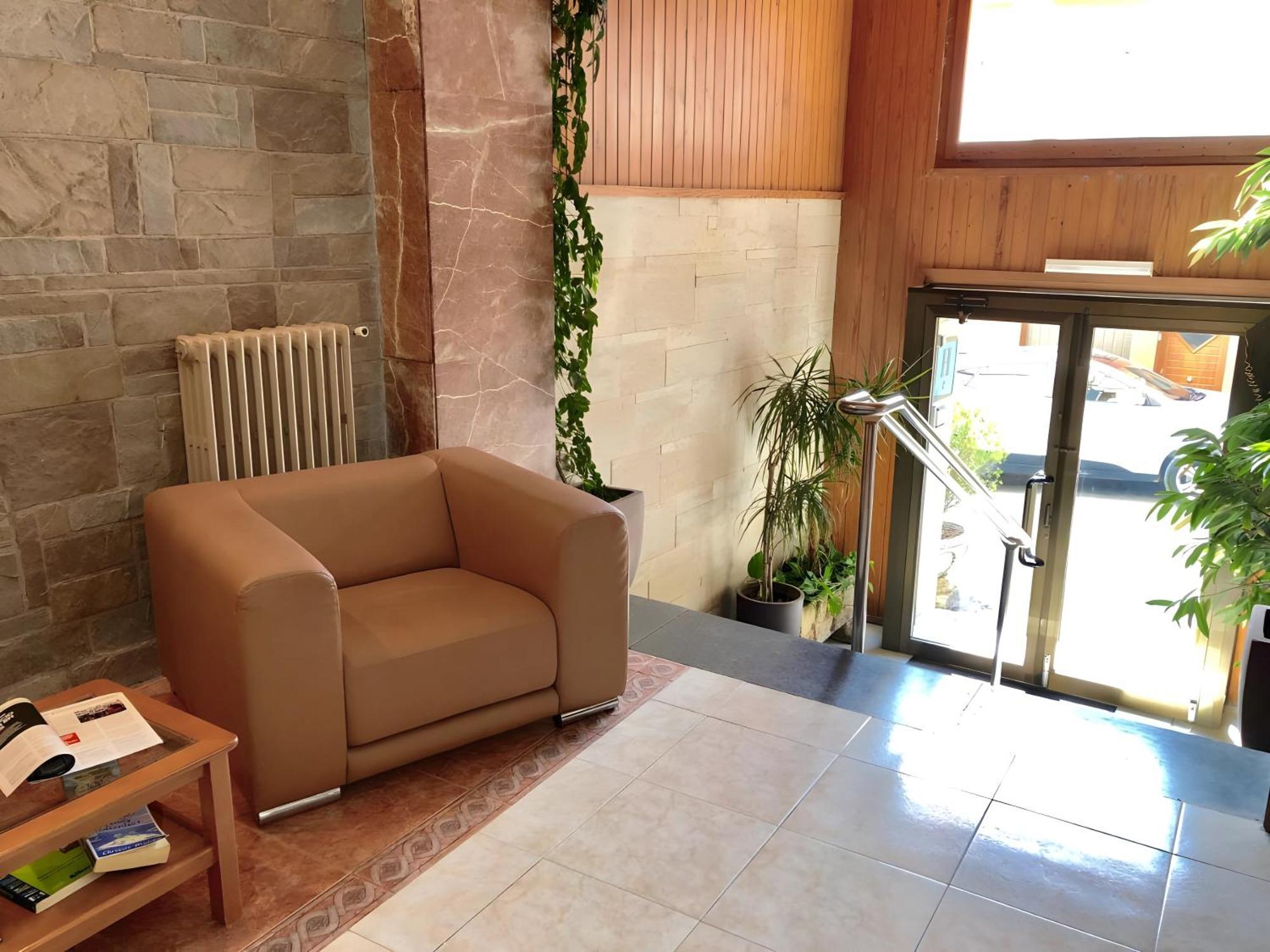 Medium Montecarlo * Palafrugell