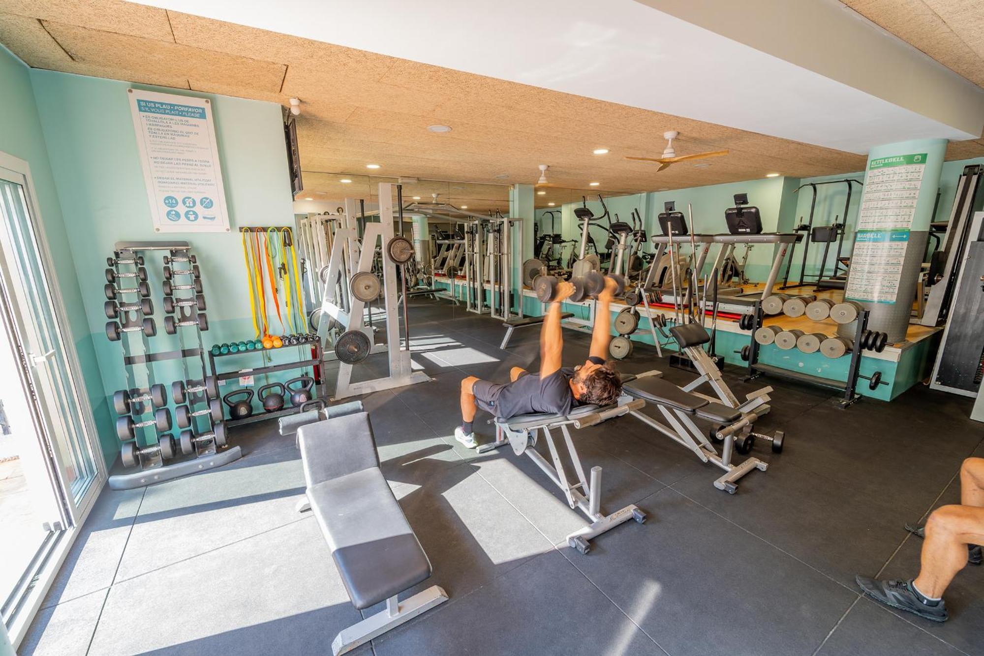 & Thalassa Sport & Hotel 3*