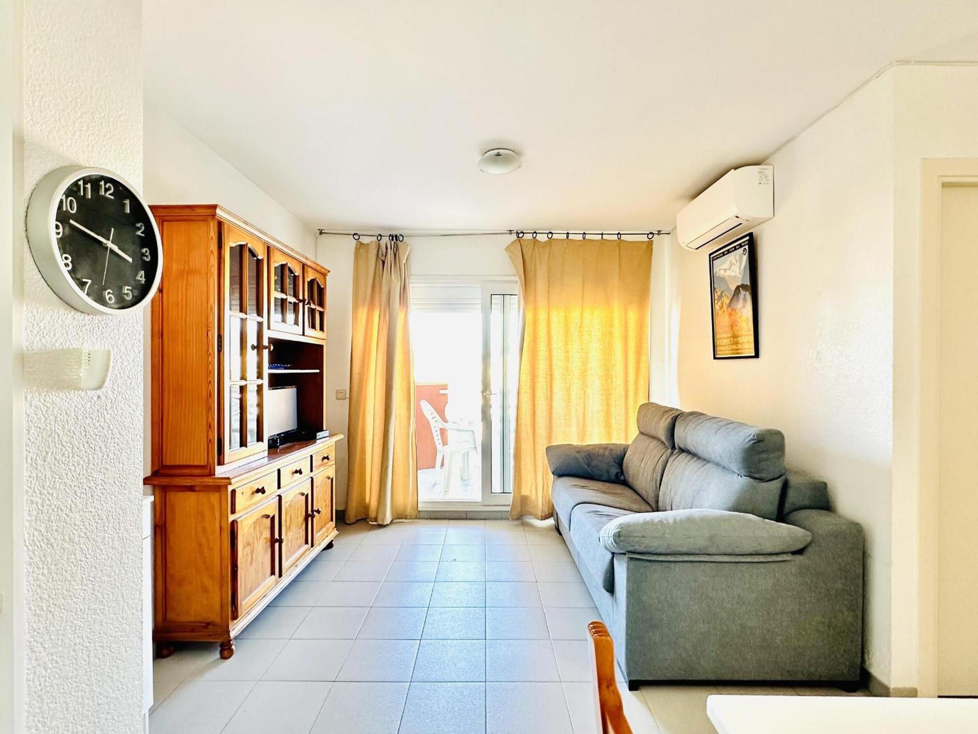 2179 Rocmar 7 4-b, Excelente Situacion Frente Al Puerto Pesquero Y Con Vista A La Bahia. Gran Terraza. Gran Parking Publico Delante. - Es-258-54 Apartamento
