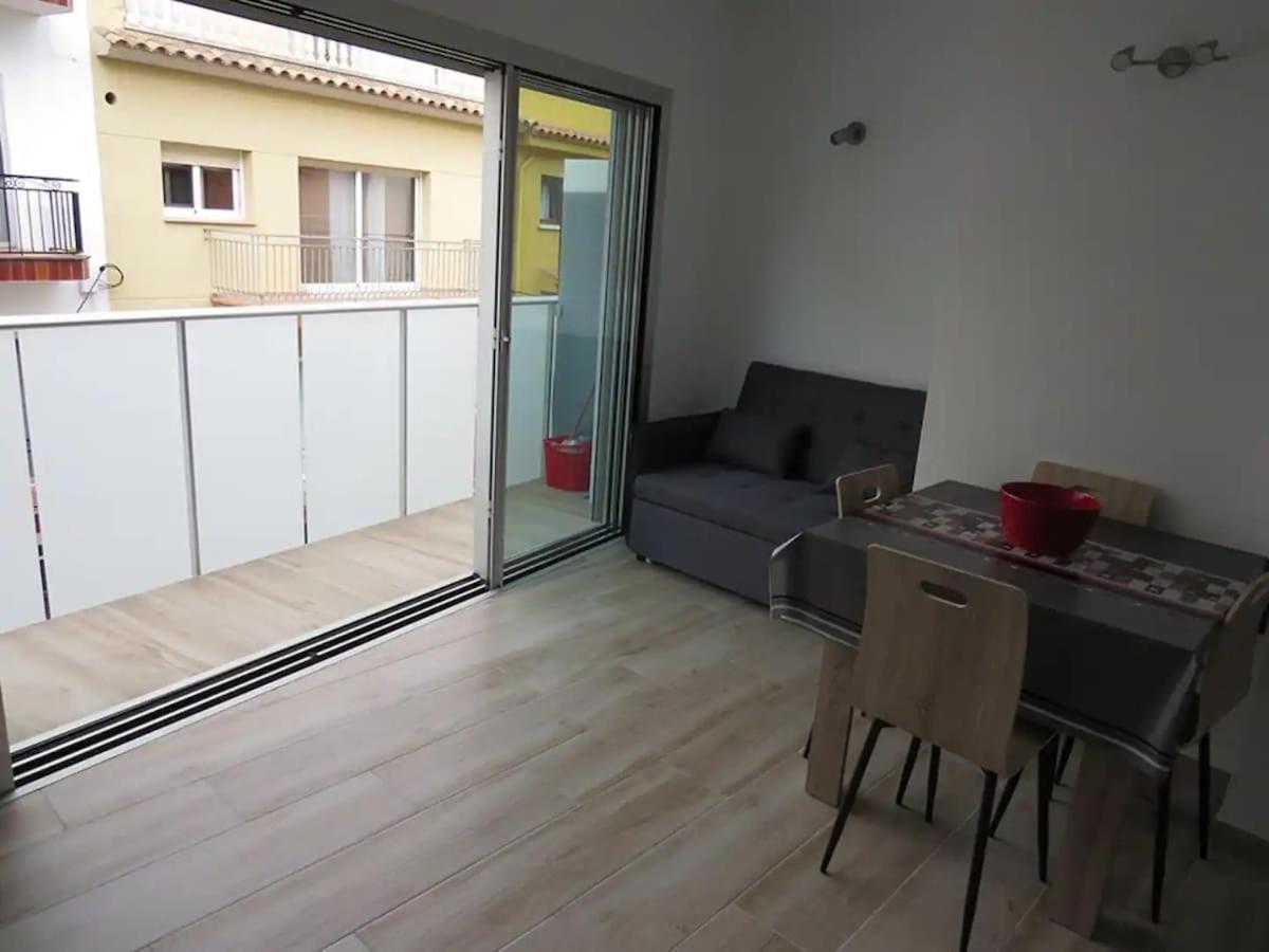 Centre De 500 M De La 6 Personnes Rav Apartamento *