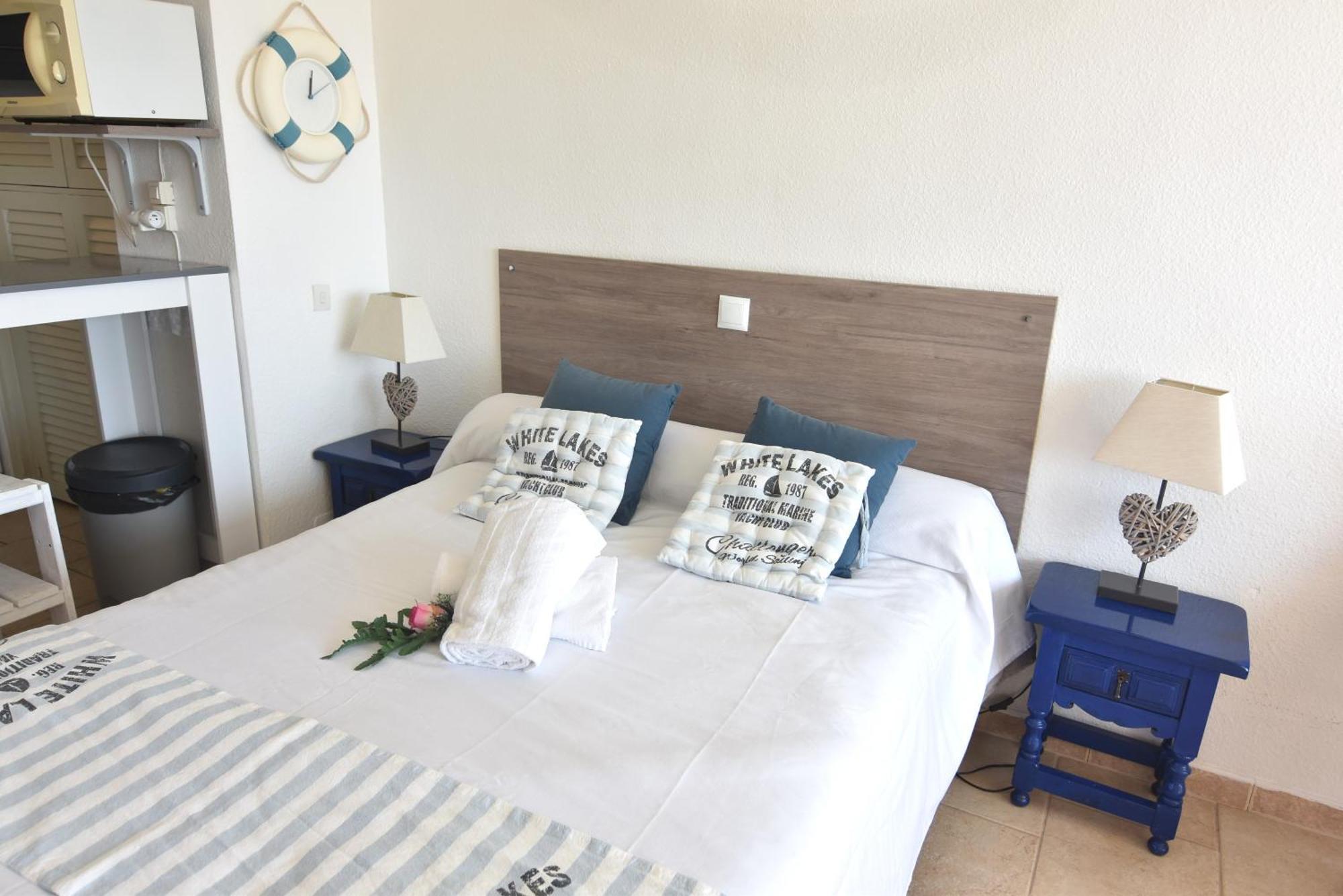 Apartamento Rnet - 600 Xaloc 08-37 *