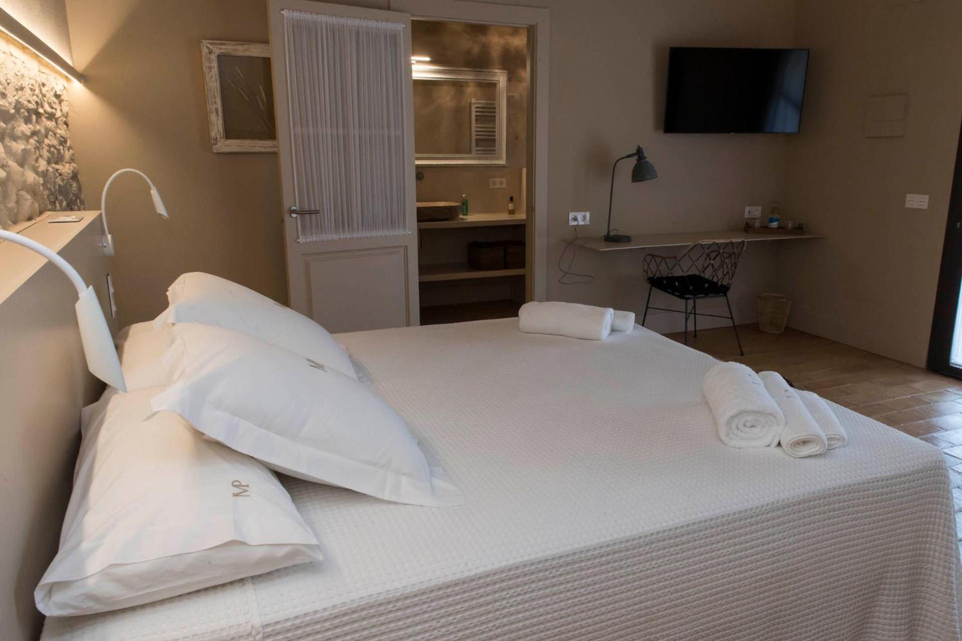 Mas Pla Bed and breakfast Riudellots de la Selva