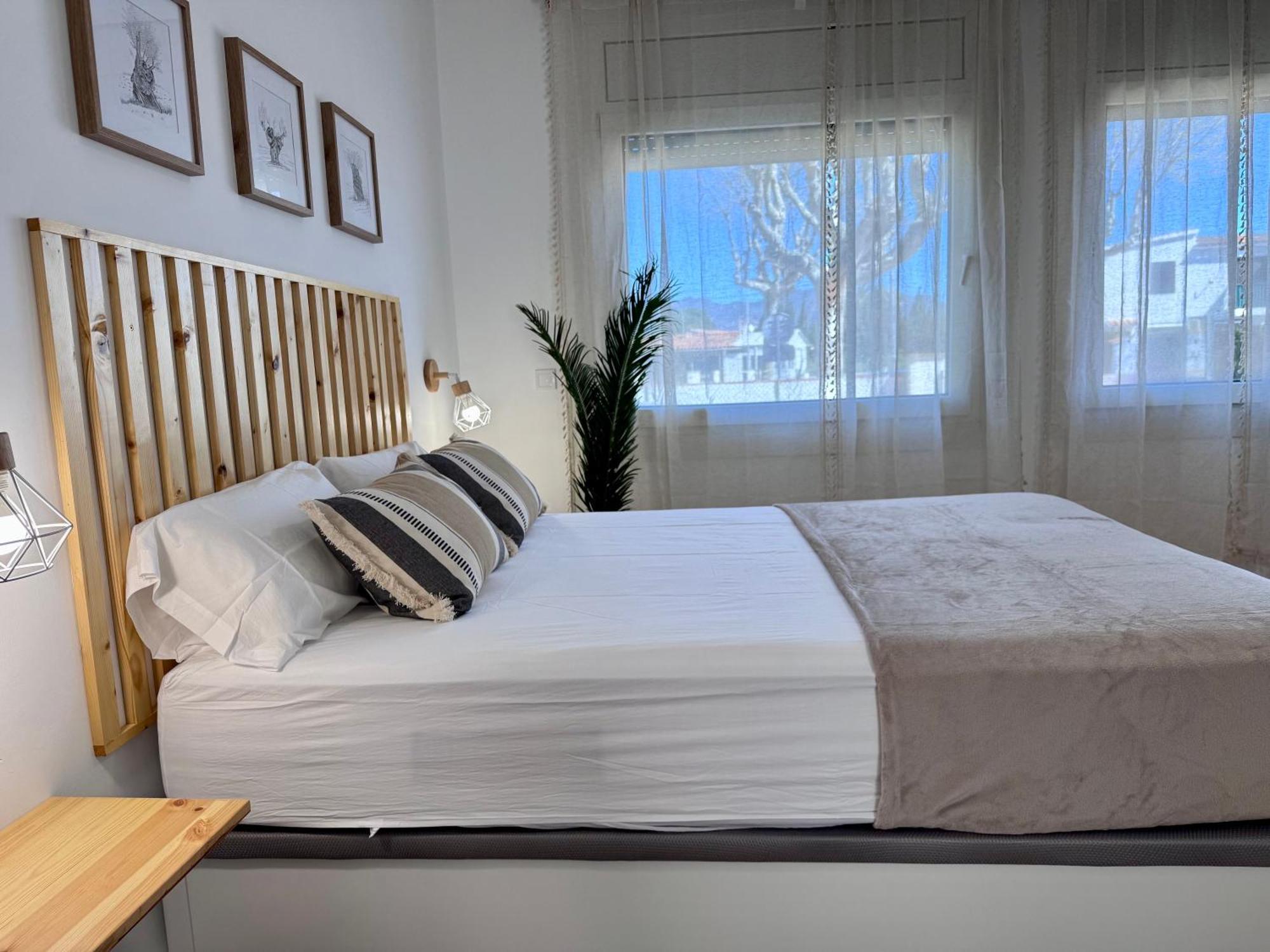 Apartamento Estudio En Planta Baja, Con Piscina Comunitaria