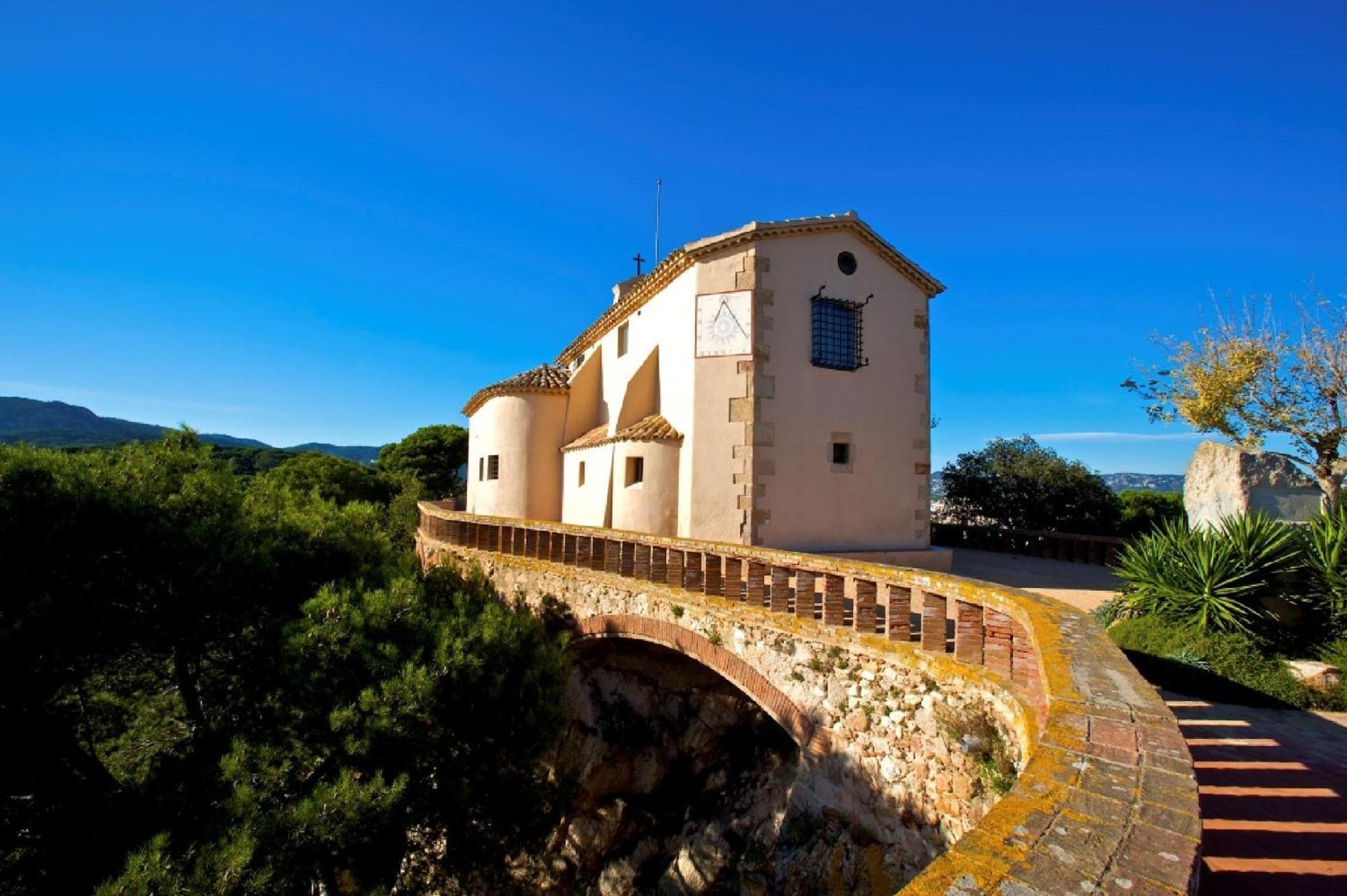Lloguer30 Blaumar Is Family-friendly And Centrally Located *