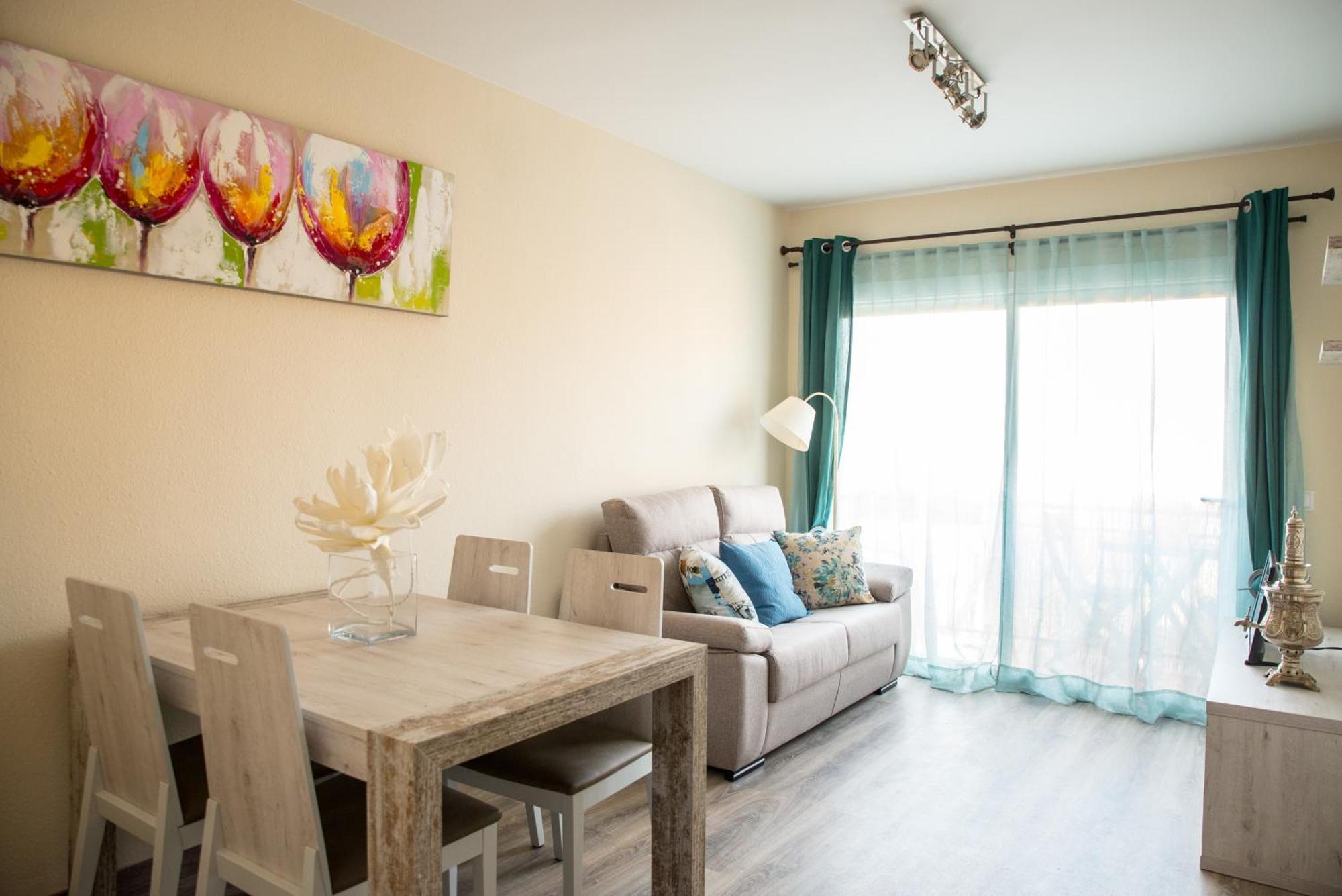 Apartamento Lloguer30 Blaumar Is Family-friendly And Centrally Located *