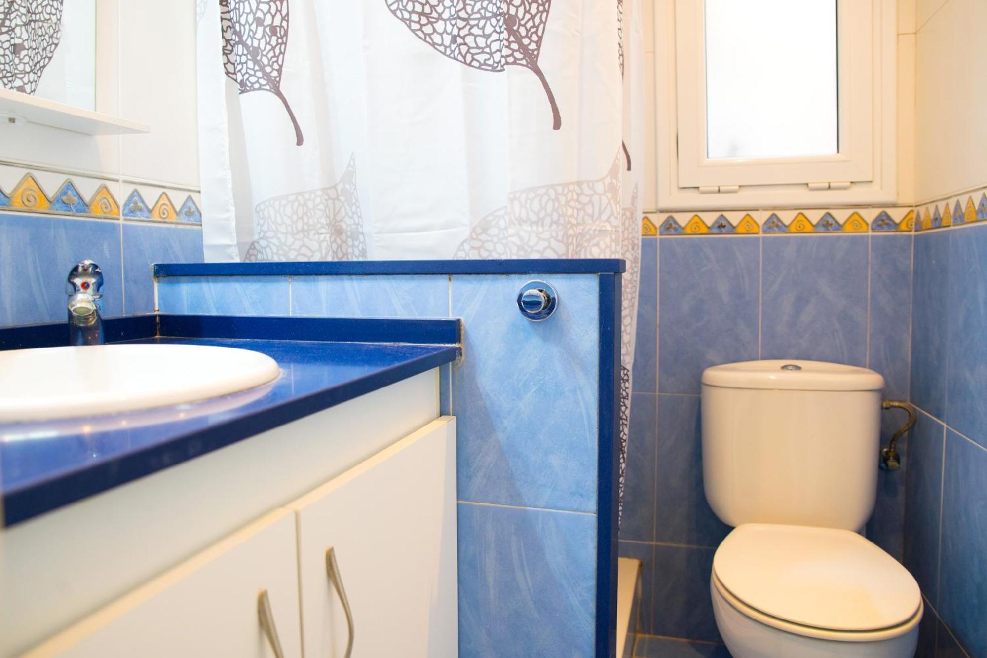 Lloguer30 Blaumar Is Family-friendly And Centrally Located Apartamento Sant Feliu de Guíxols