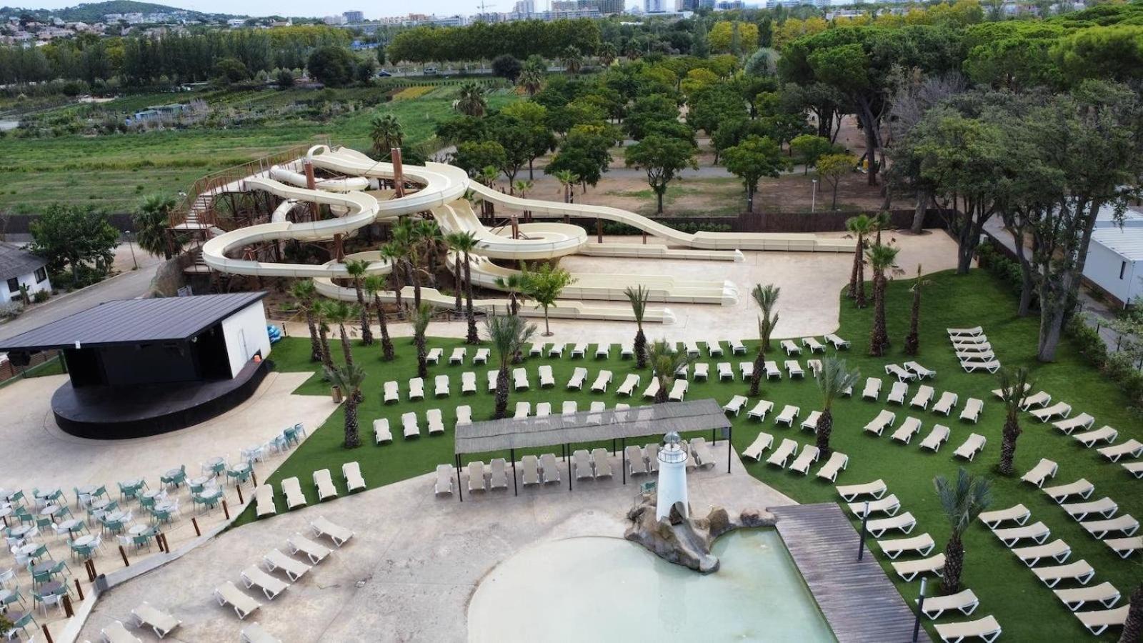 El Delfin - 4*