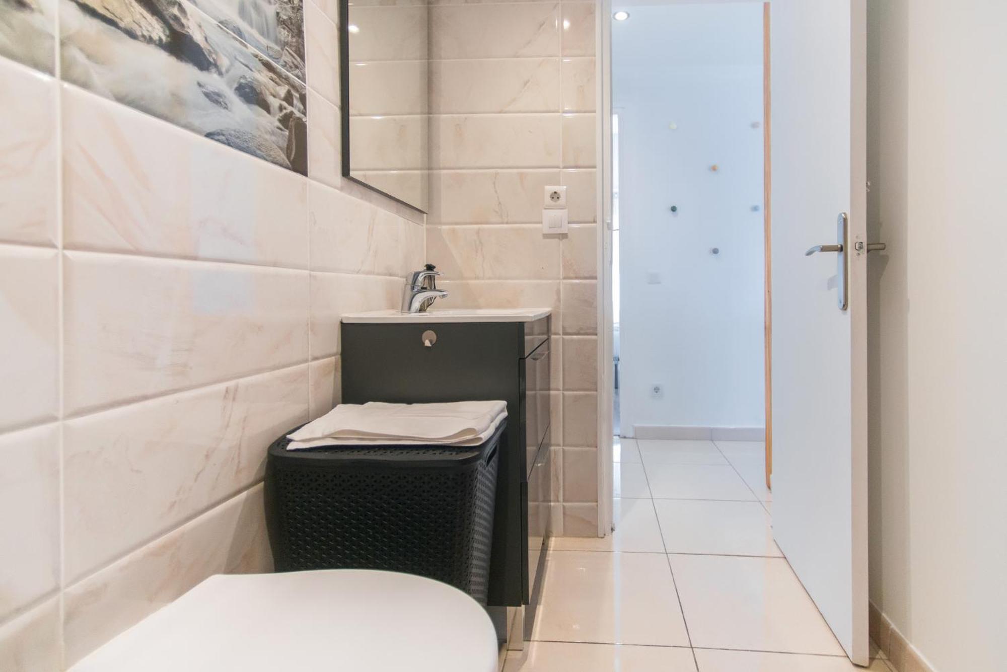 Welcs 235 Emp Con Terraza Apartamento *