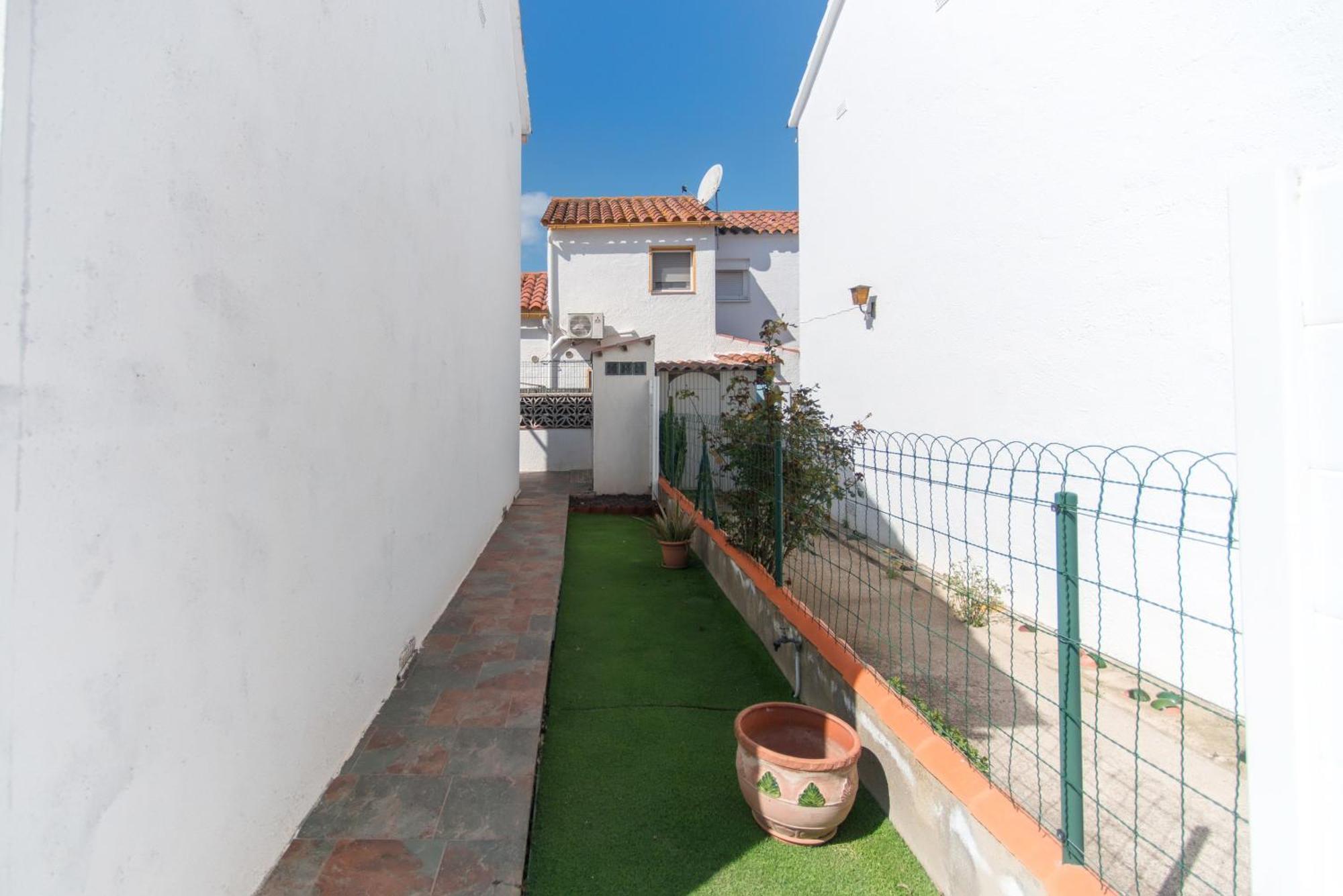 Welcs 235 Emp Con Terraza Apartamento *