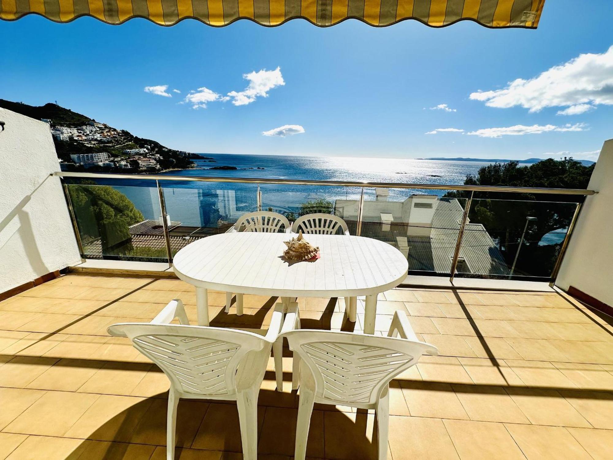 Apartamento 2210 - Mirador Ii 55 Maravillosa Vista Al Mar, Situacion Ideal Practicar Senderismo, A 150m. De La Playa O De Rocas. - Es-258-145 Rosas