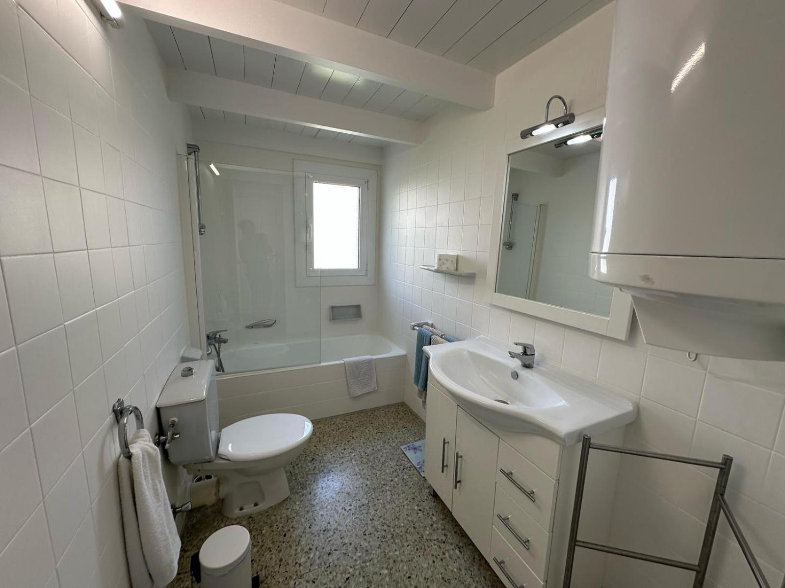 Apartamento Impresionantes Vistas Del Mar En Roses, Canyelles Rosas