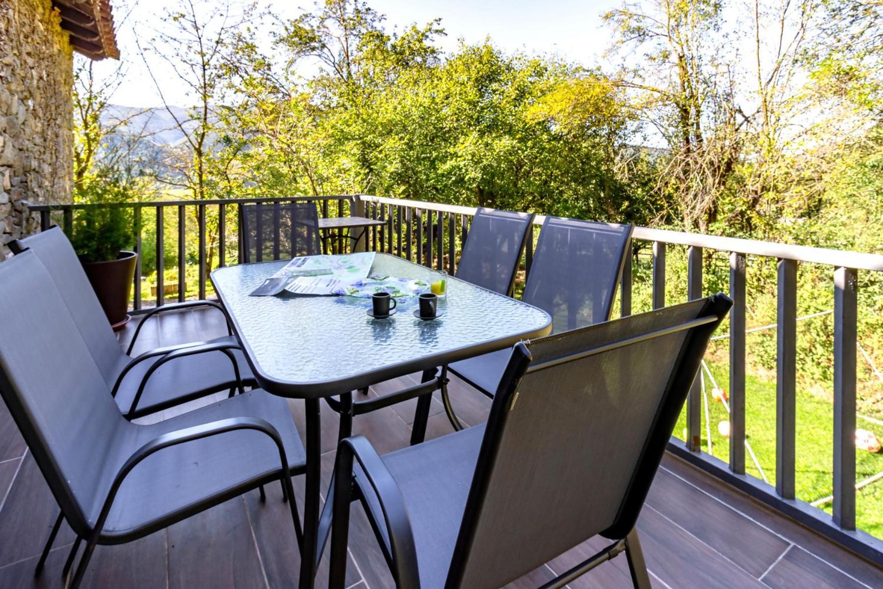 M De Puigsec Mas Rural Al Ripolles Holiday home *