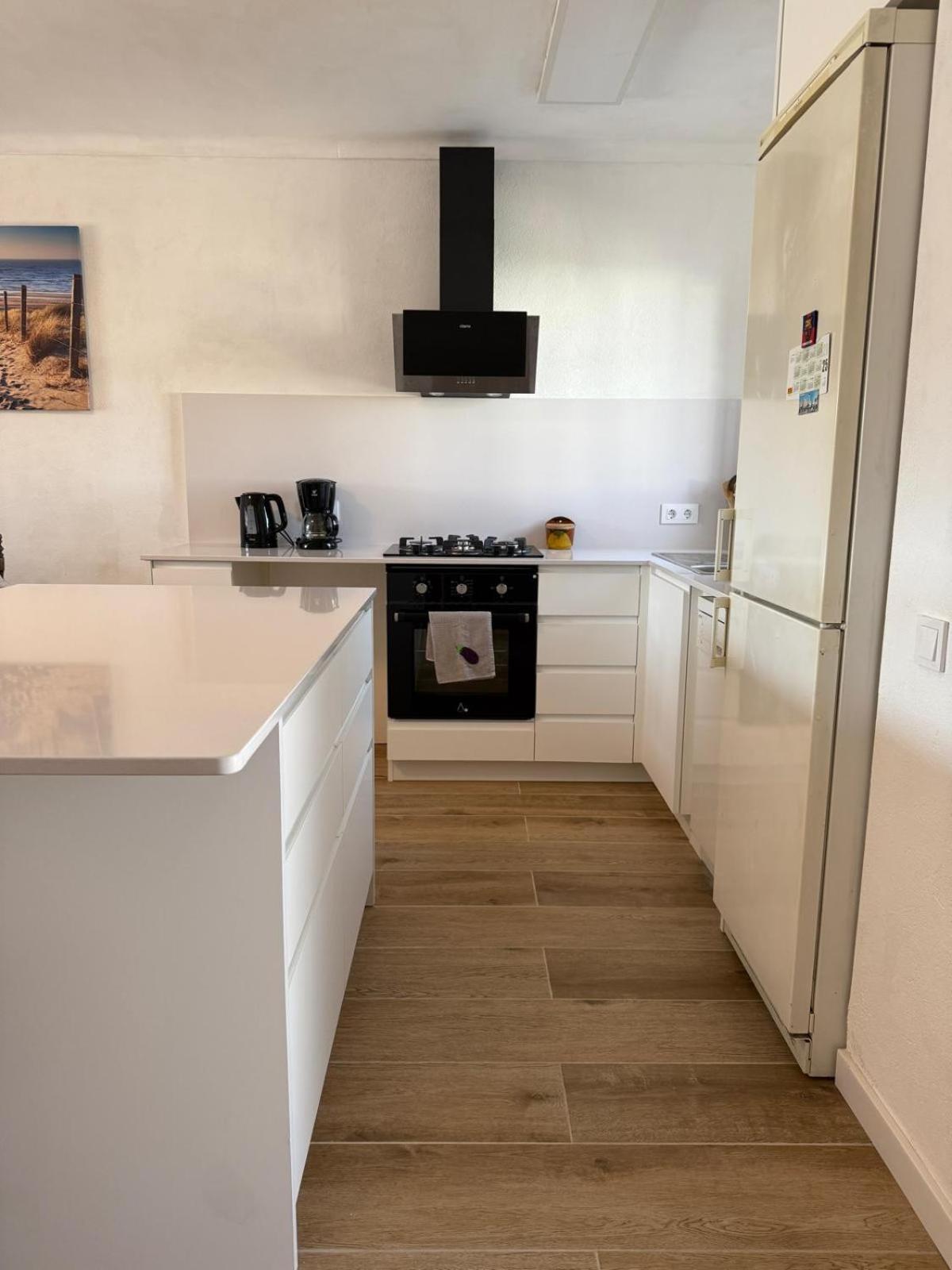 Peni 168a - Belle Maison Avec Piscine Empuriabrava