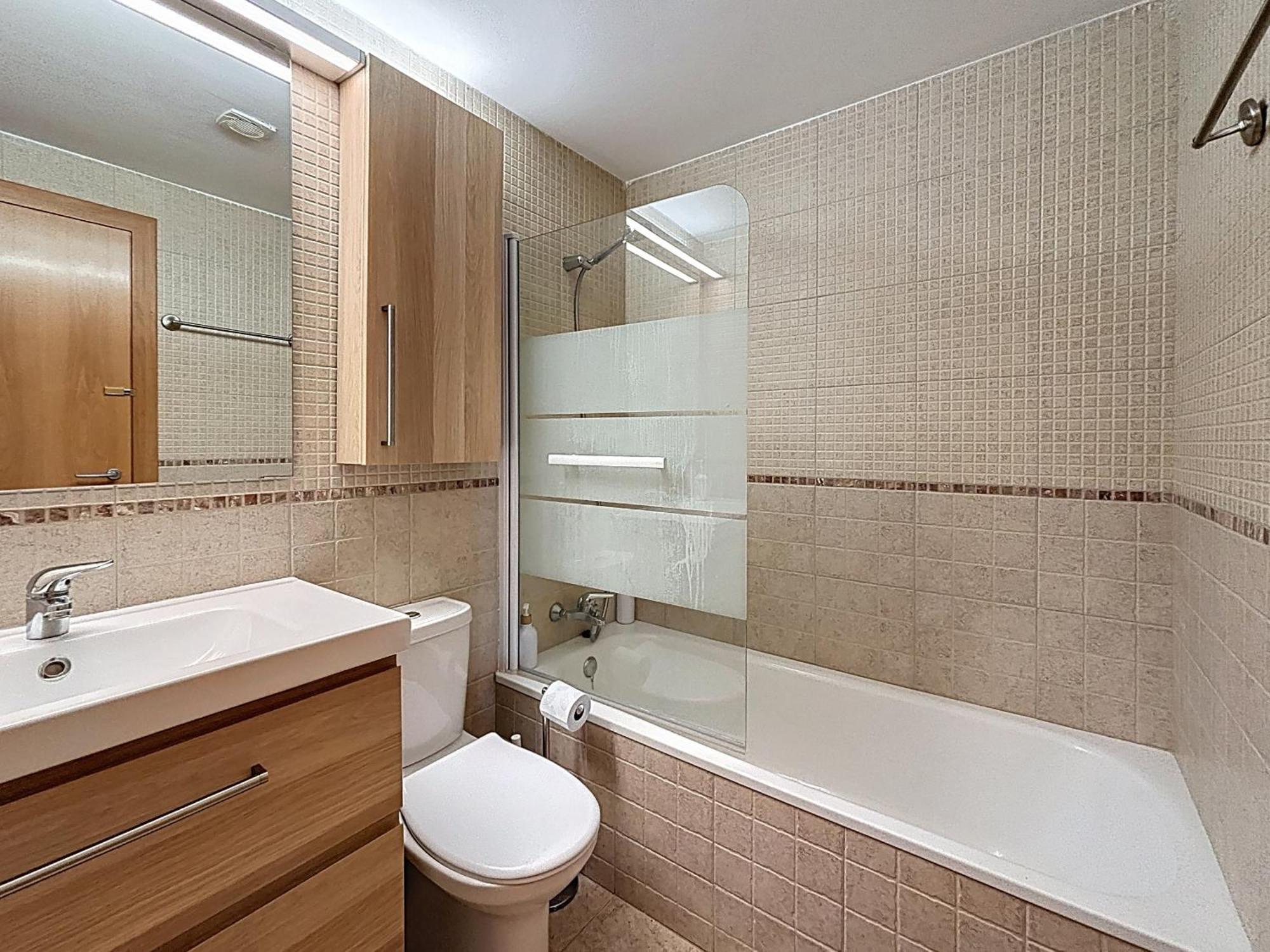 139 Piso Vista Al Canal Y Piscina Apartamento *