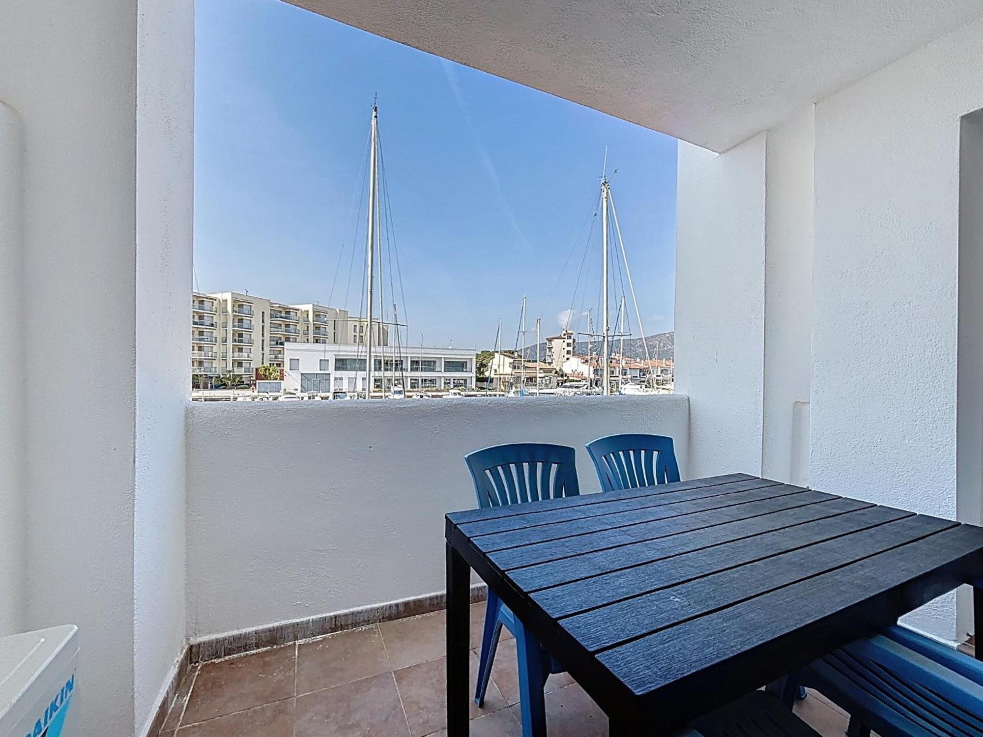 139 Piso Vista Al Canal Y Piscina Apartamento *