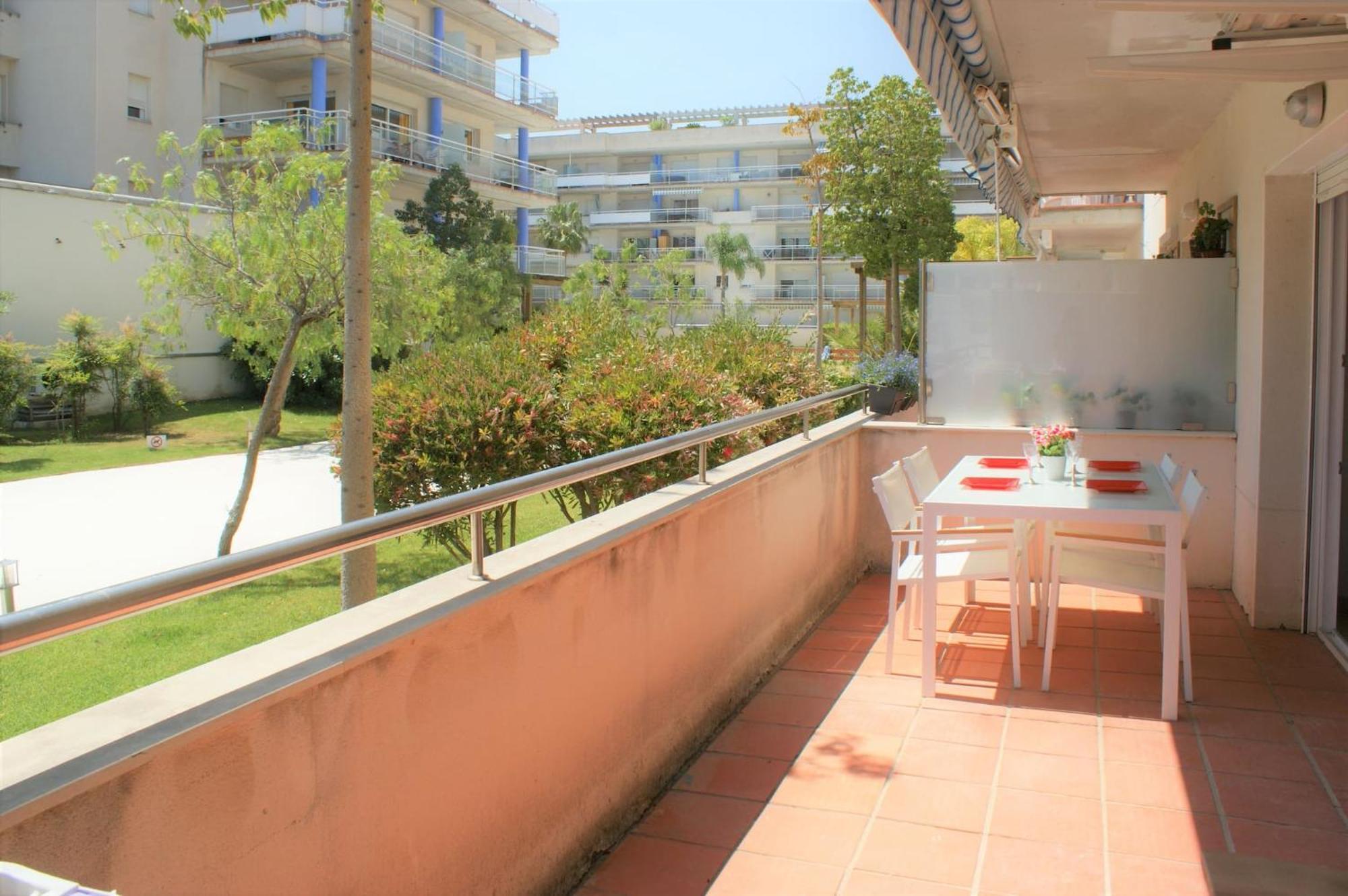 Precioso 6 Personas Apartamento Rosas