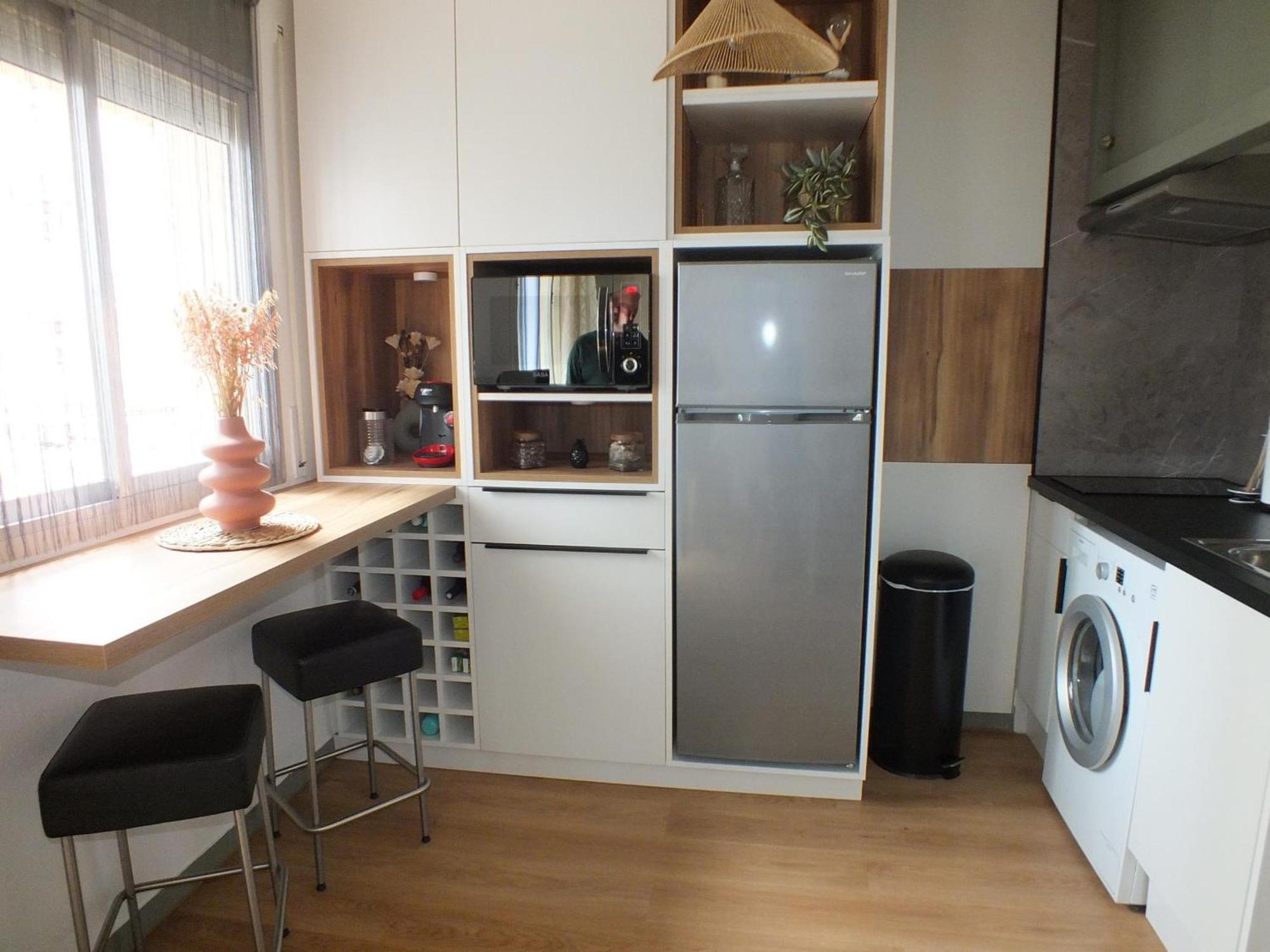 Apartamento Cerca De La Playa Con Terraza Y Aparcamiento Privado - Es-204-75 Rosas